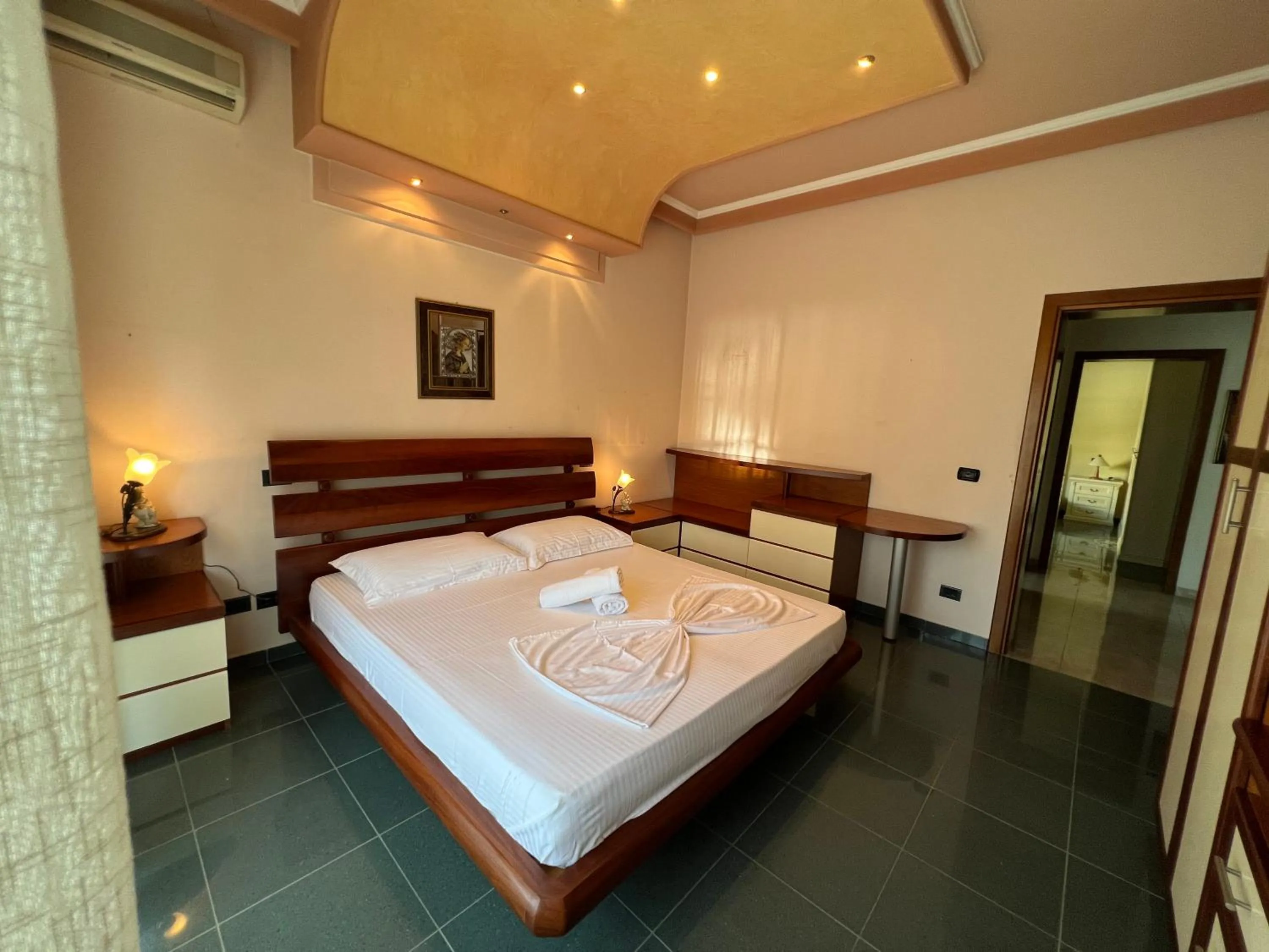 Bed in Green Garden Villa