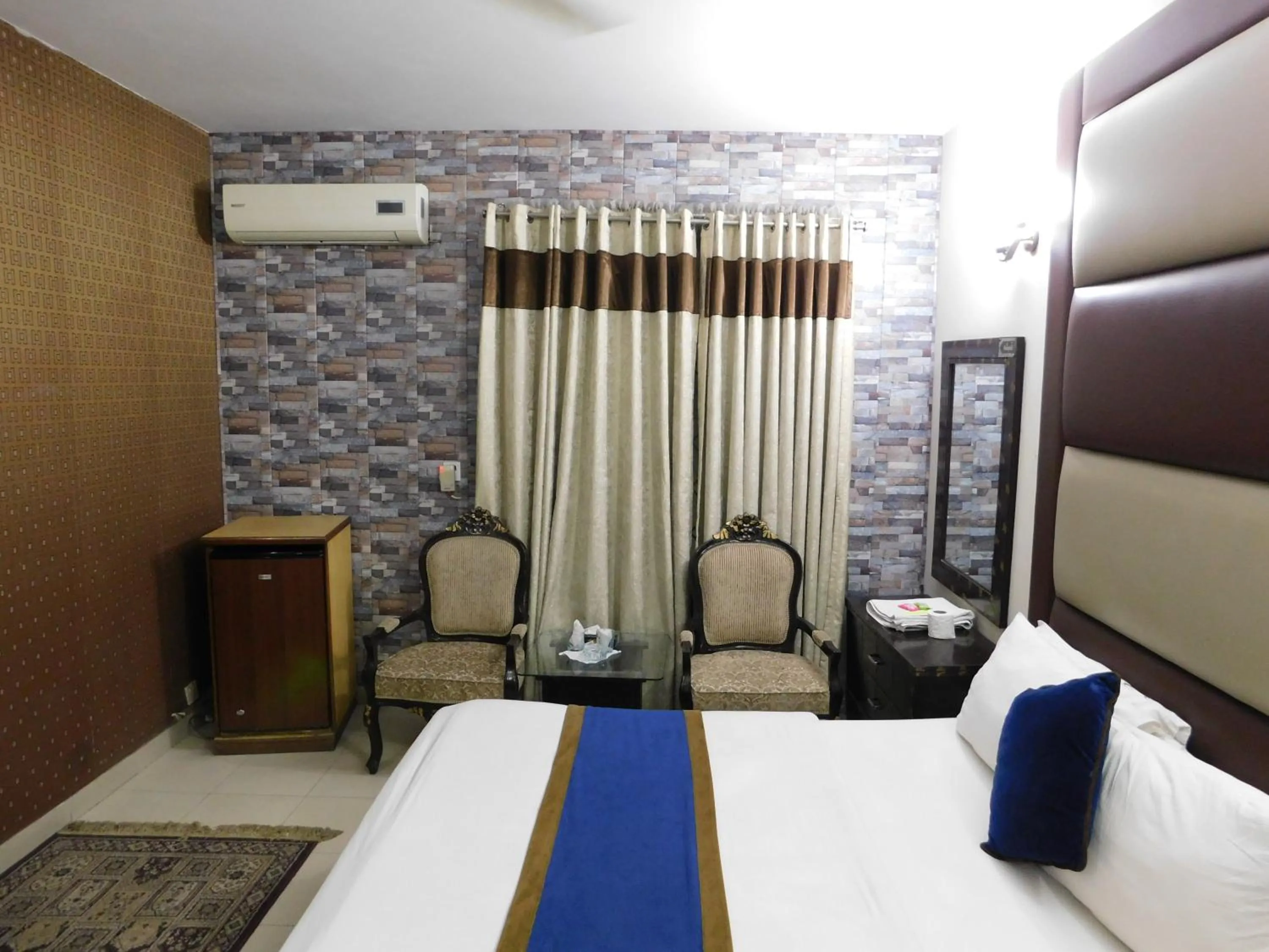 Hotel Tourist Inn Lahore
