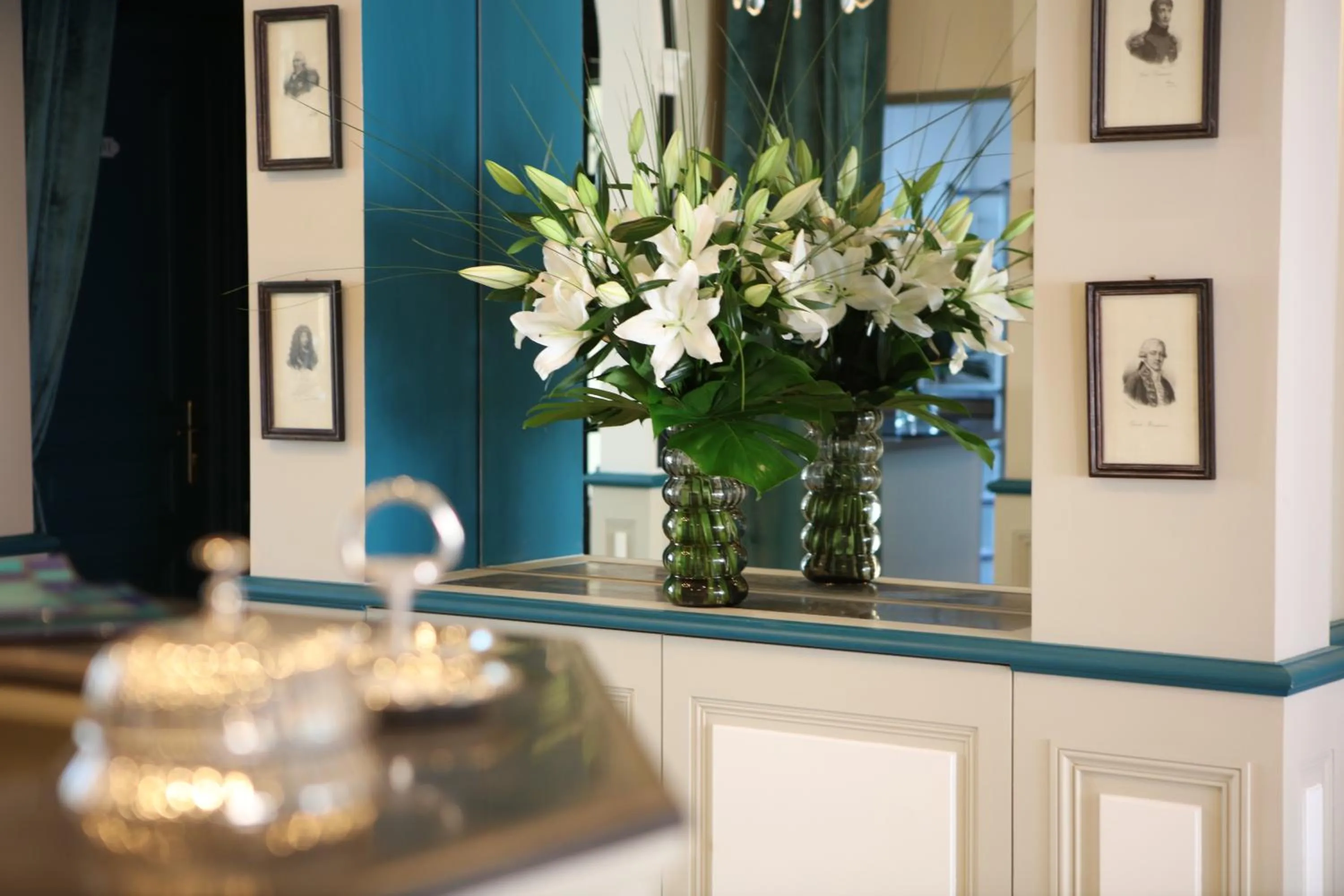 Lobby or reception in Hôtel Villa-Lamartine