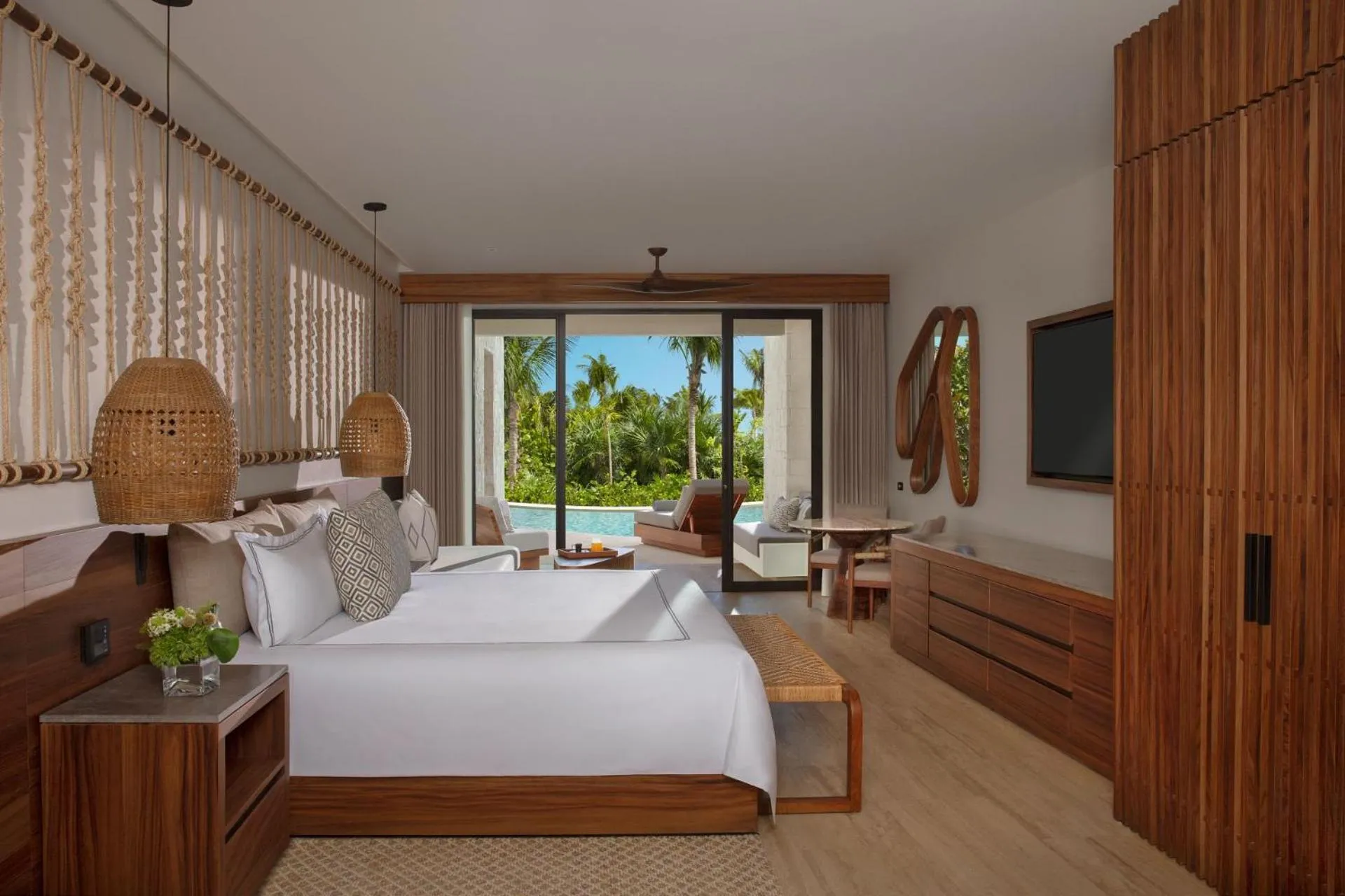 Living room, Bed in Secrets Playa Blanca Costa Mujeres - All Inclusive Adults Only