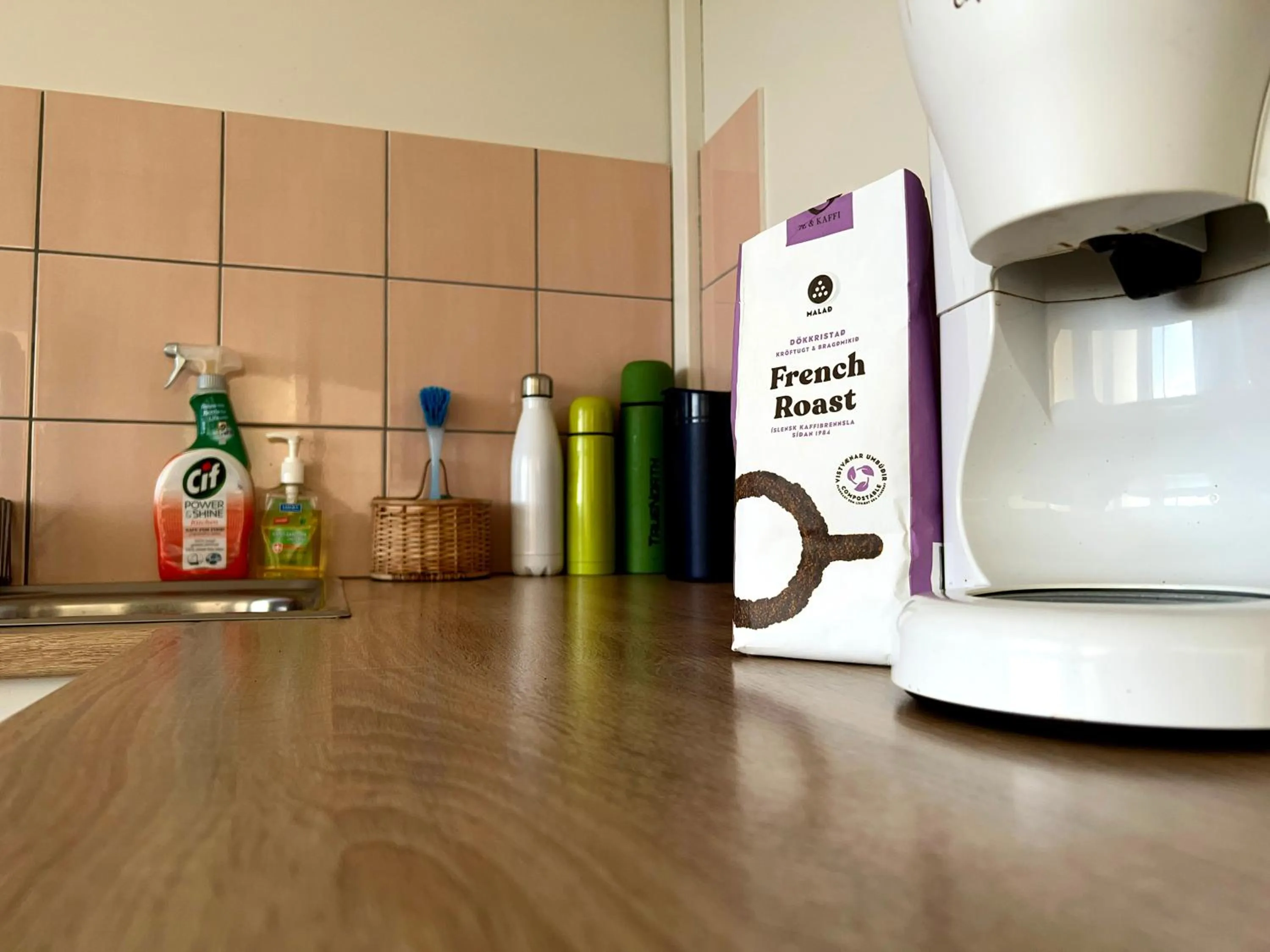 Coffee/tea facilities in Bakland ad Lágafelli Apartment