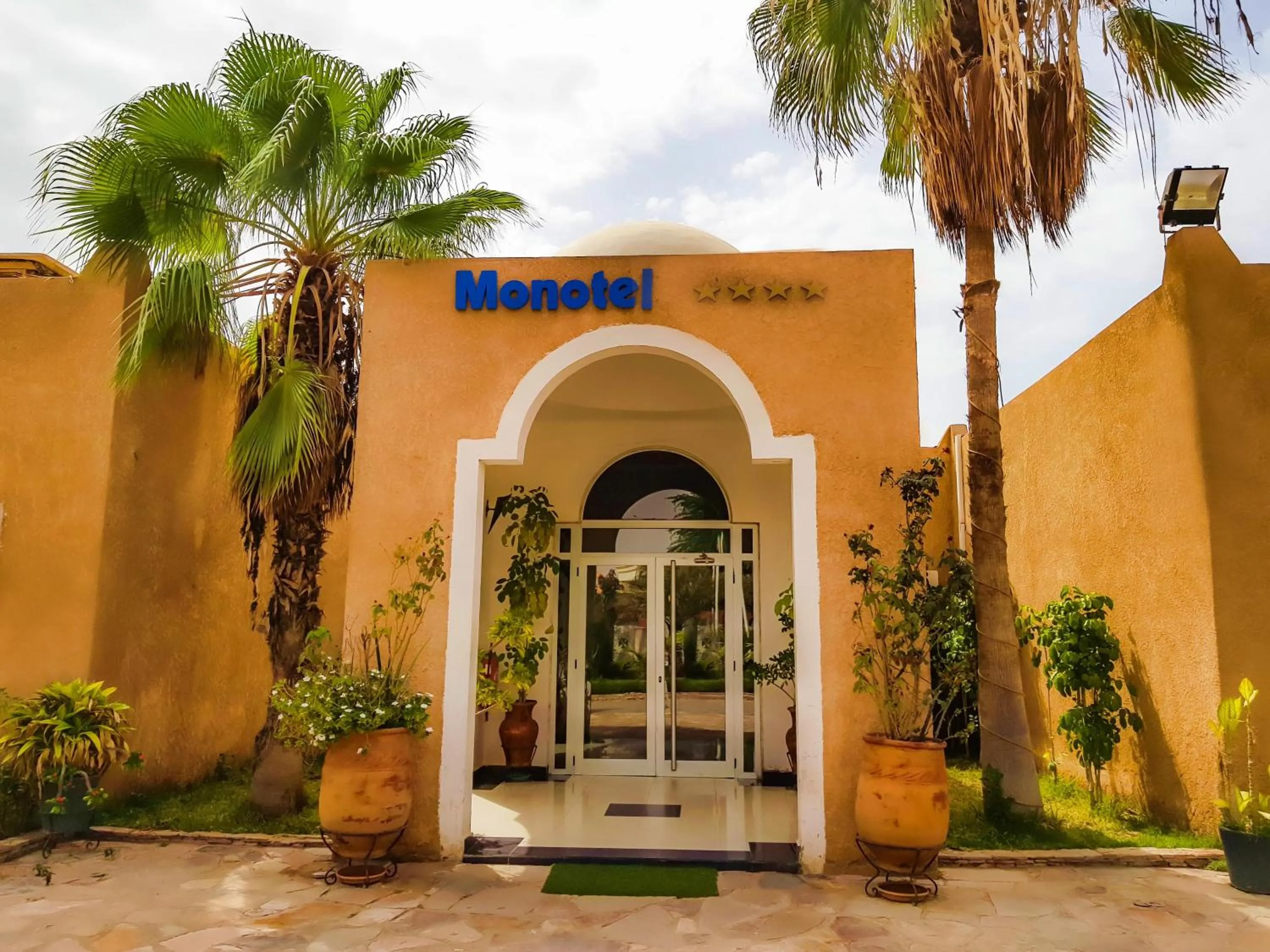 Hotel Monotel Dar El Barka