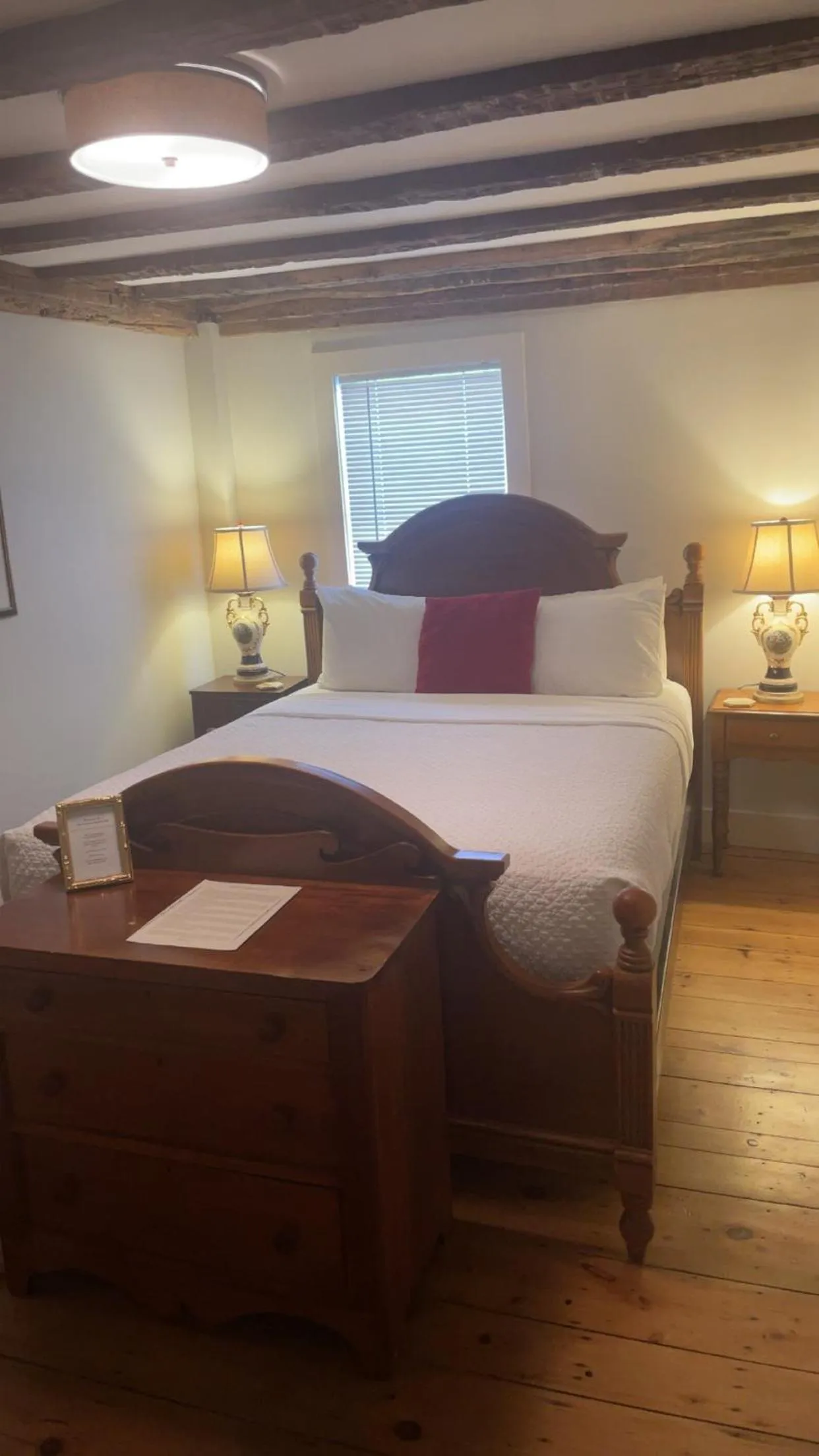 Bedroom, Bed in The Historic General Stanton Inn