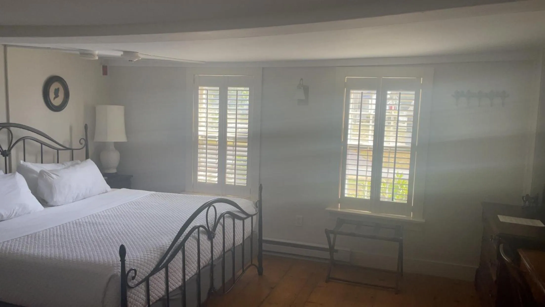 Bedroom, Bed in The Historic General Stanton Inn