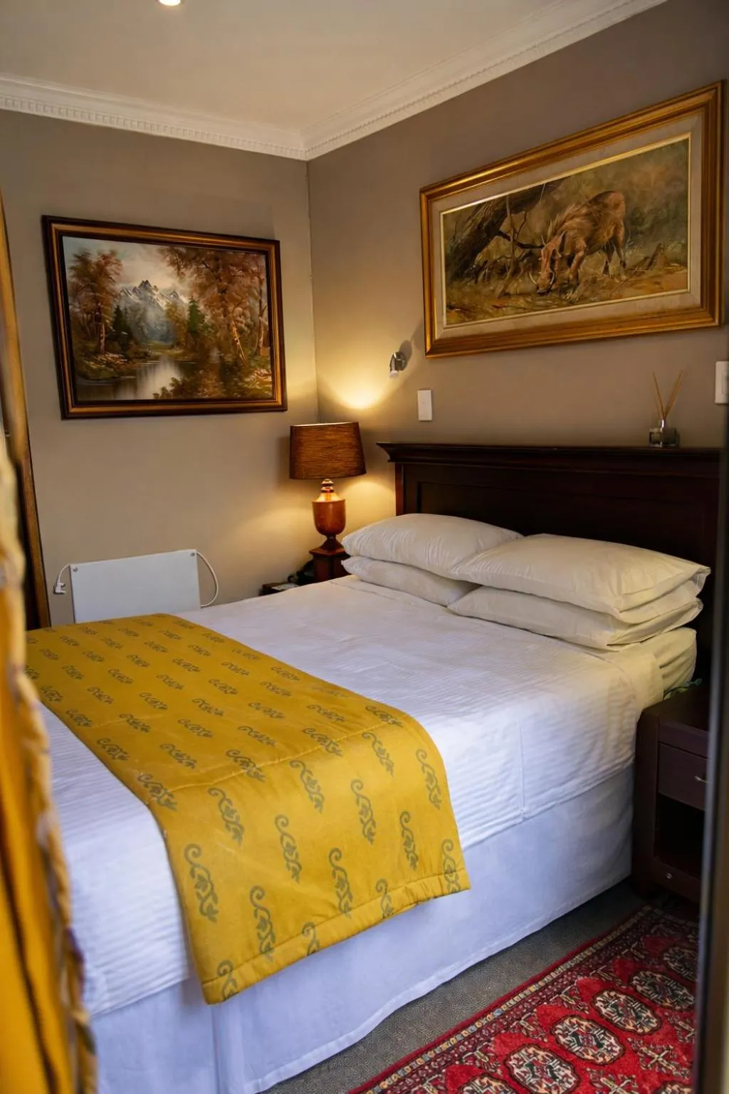 Bedroom, Bed in Aanmani Rose Guesthouse