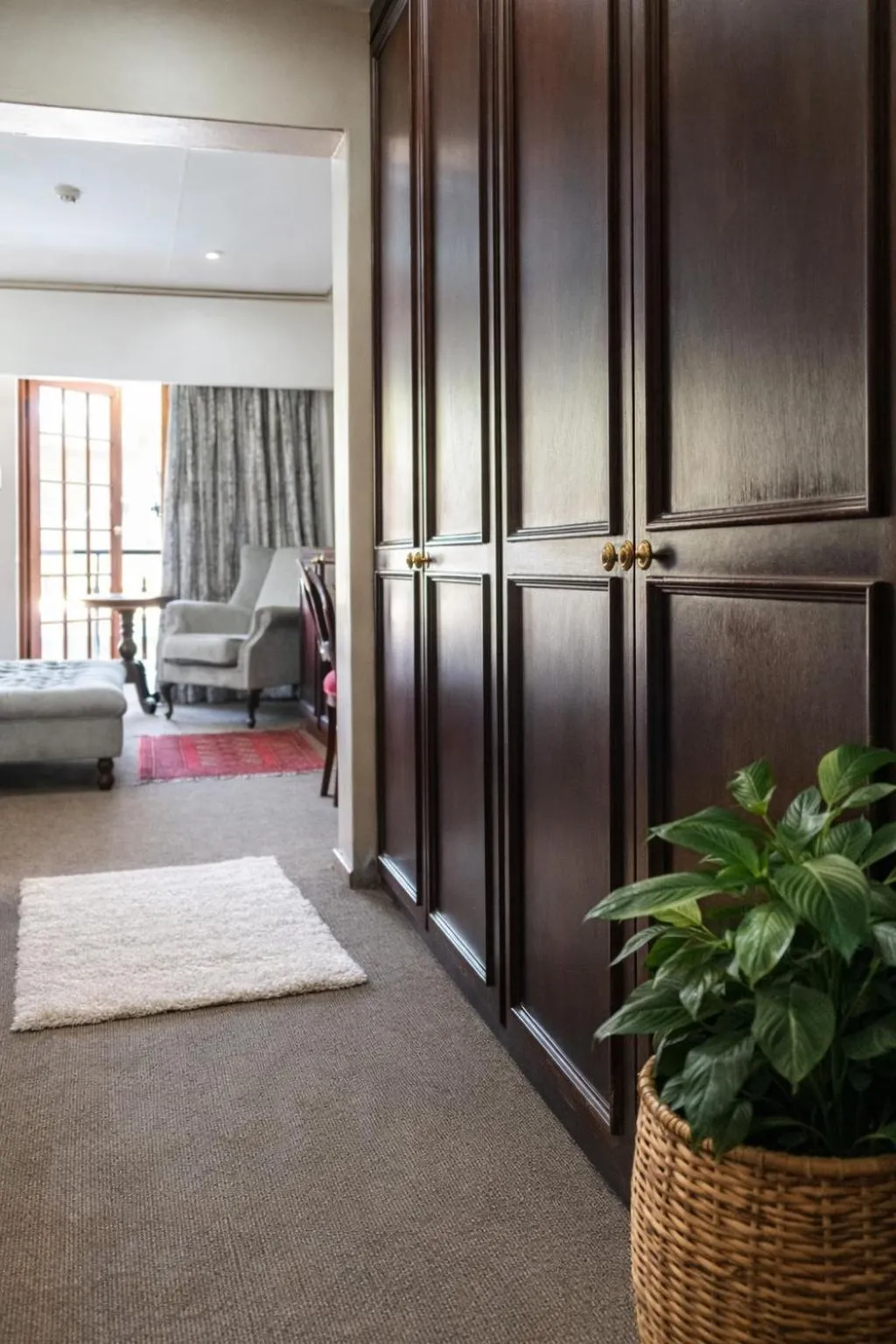 wardrobe, Bed in Aanmani Rose Guesthouse