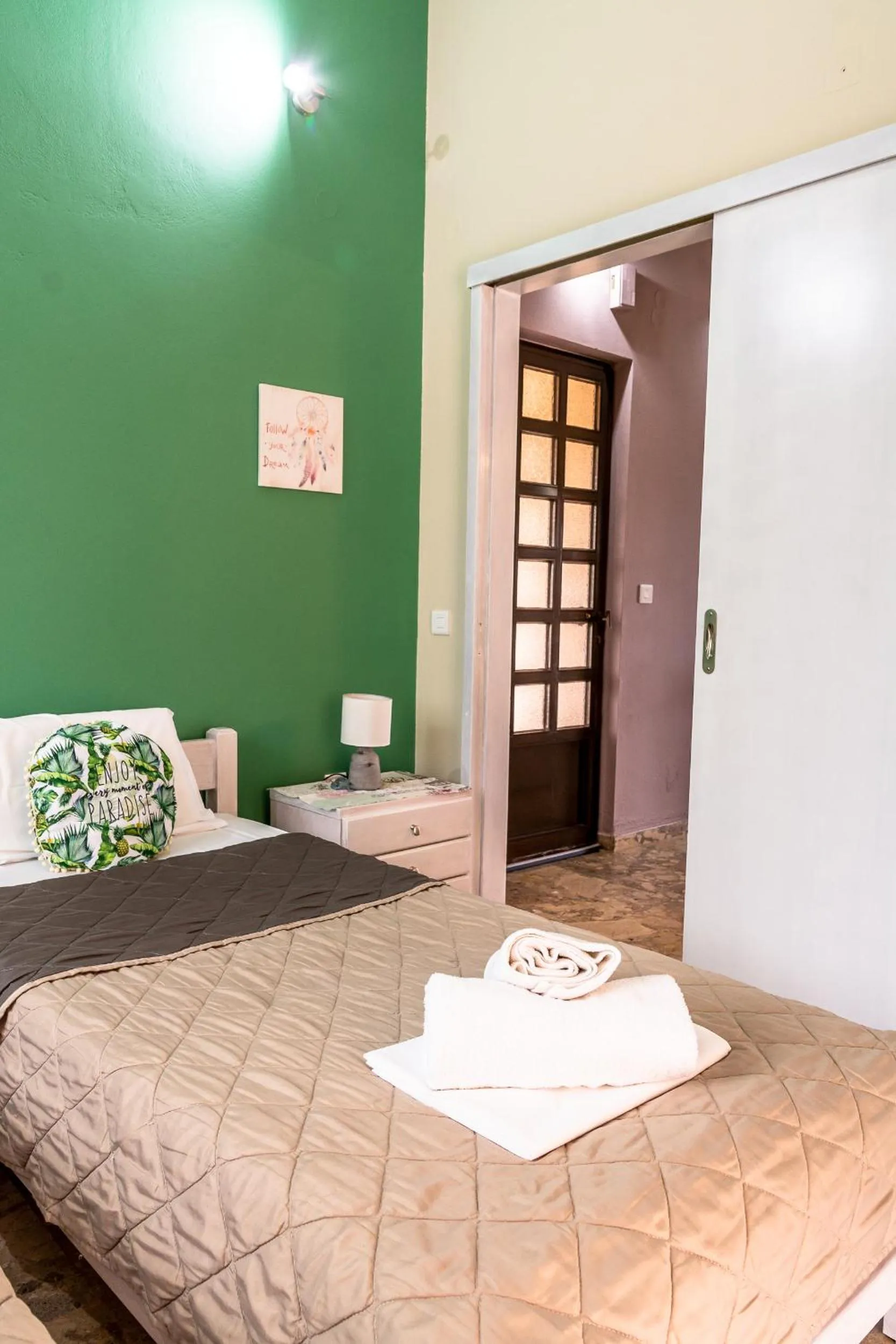 Bed in Ritsinia Apartments