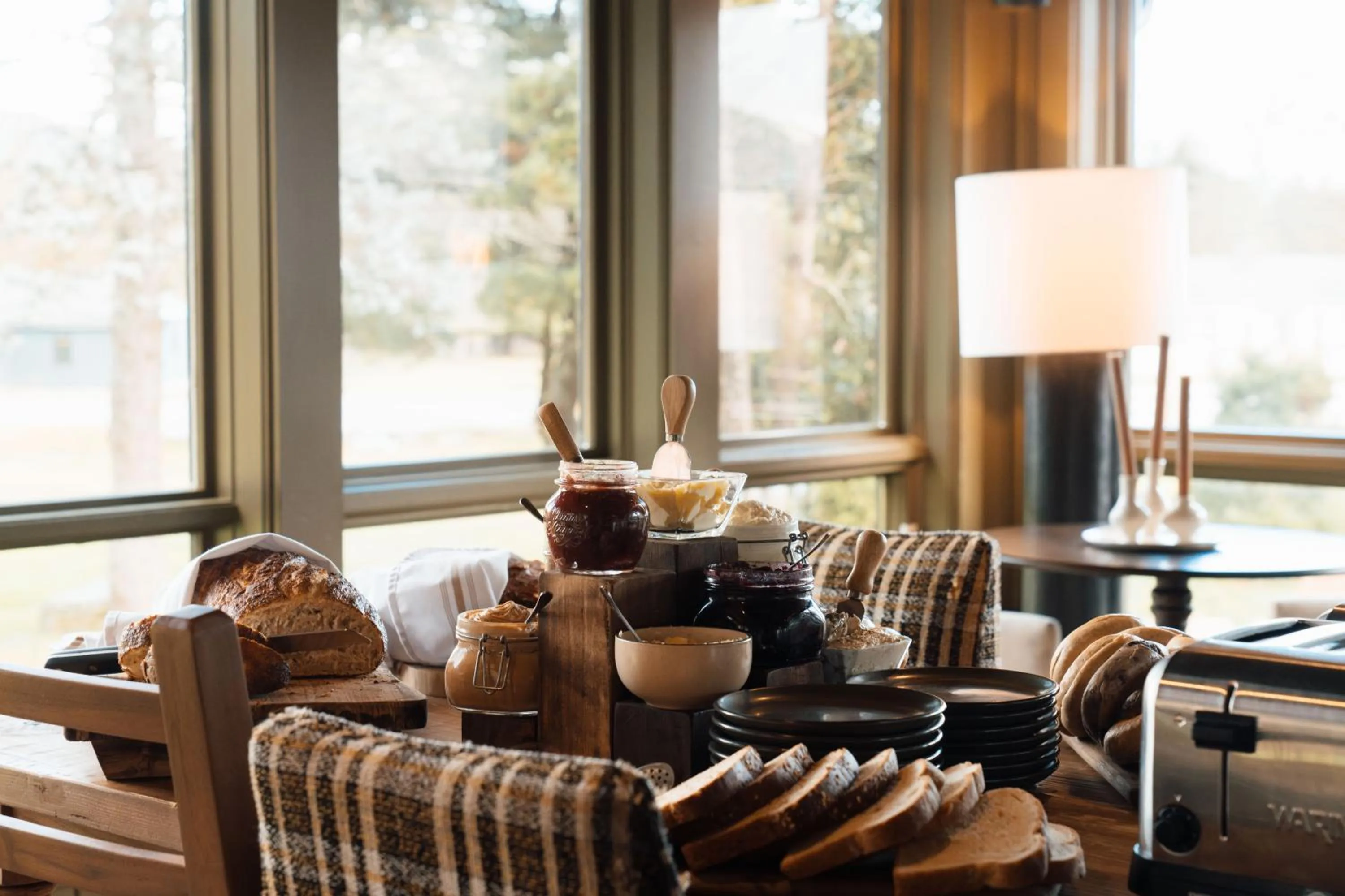 Breakfast in AWOL Stowe