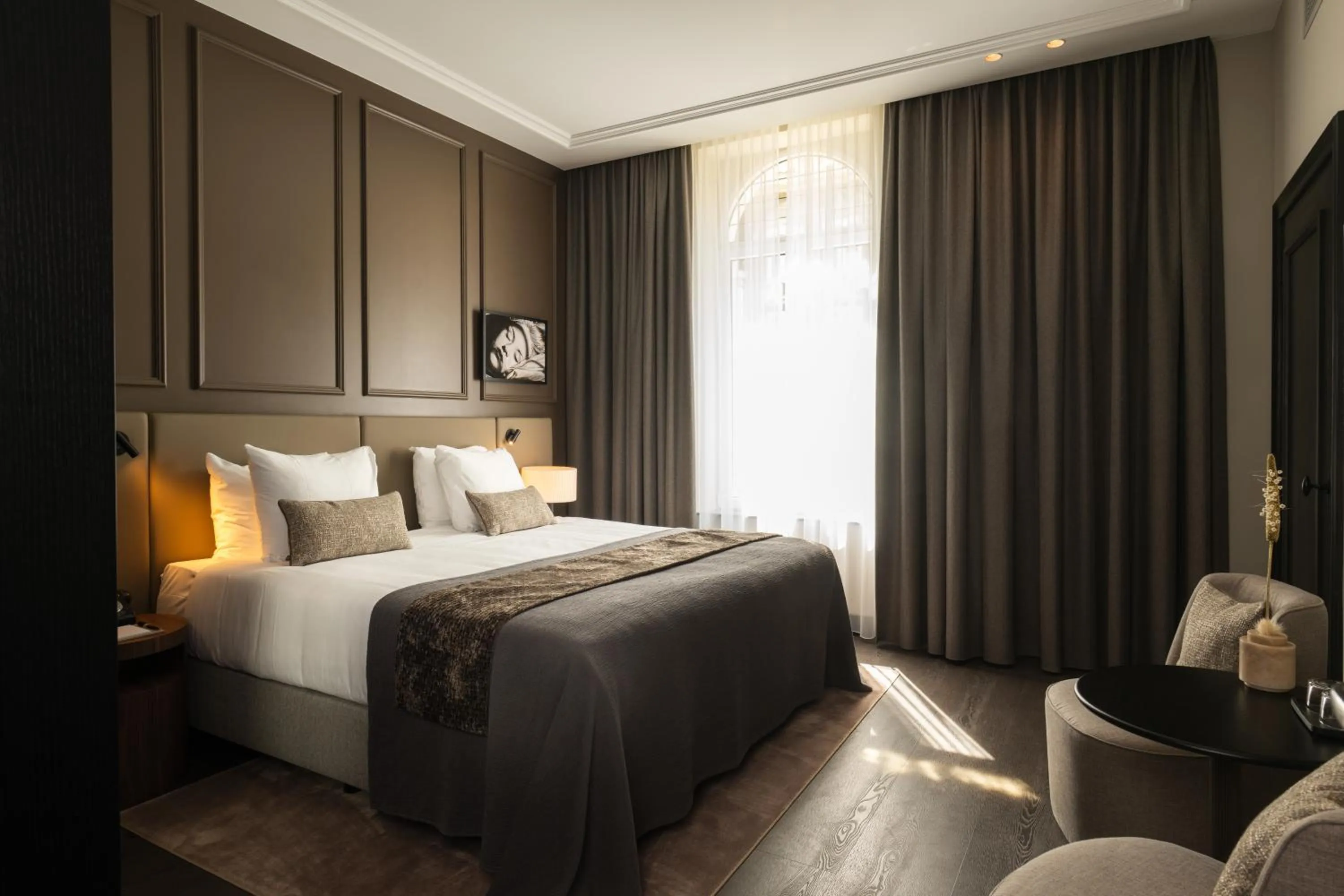 Photo of the whole room, Bed in Boutique Hotel Beaumont Maastricht