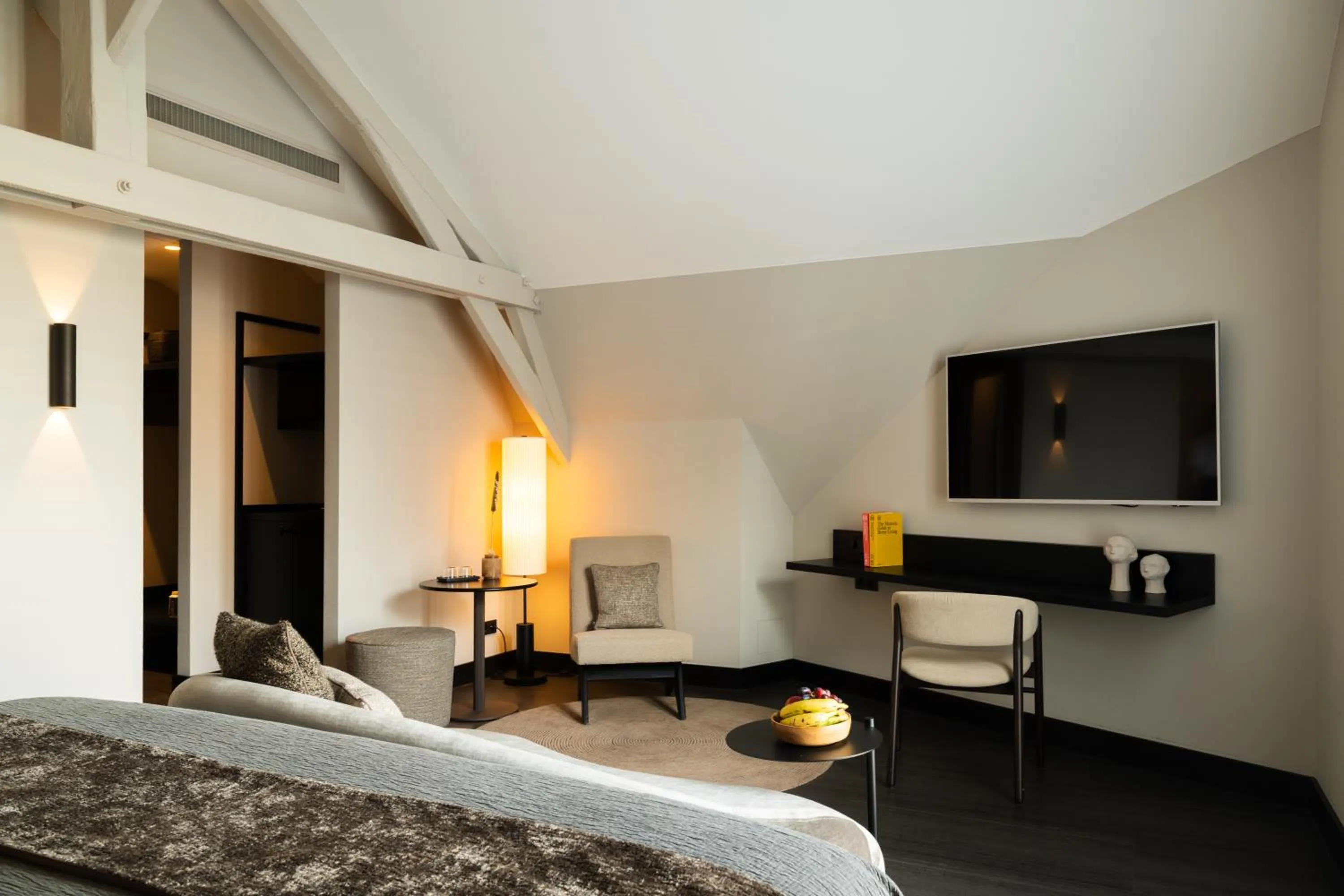 TV and multimedia, Bed in Boutique Hotel Beaumont Maastricht