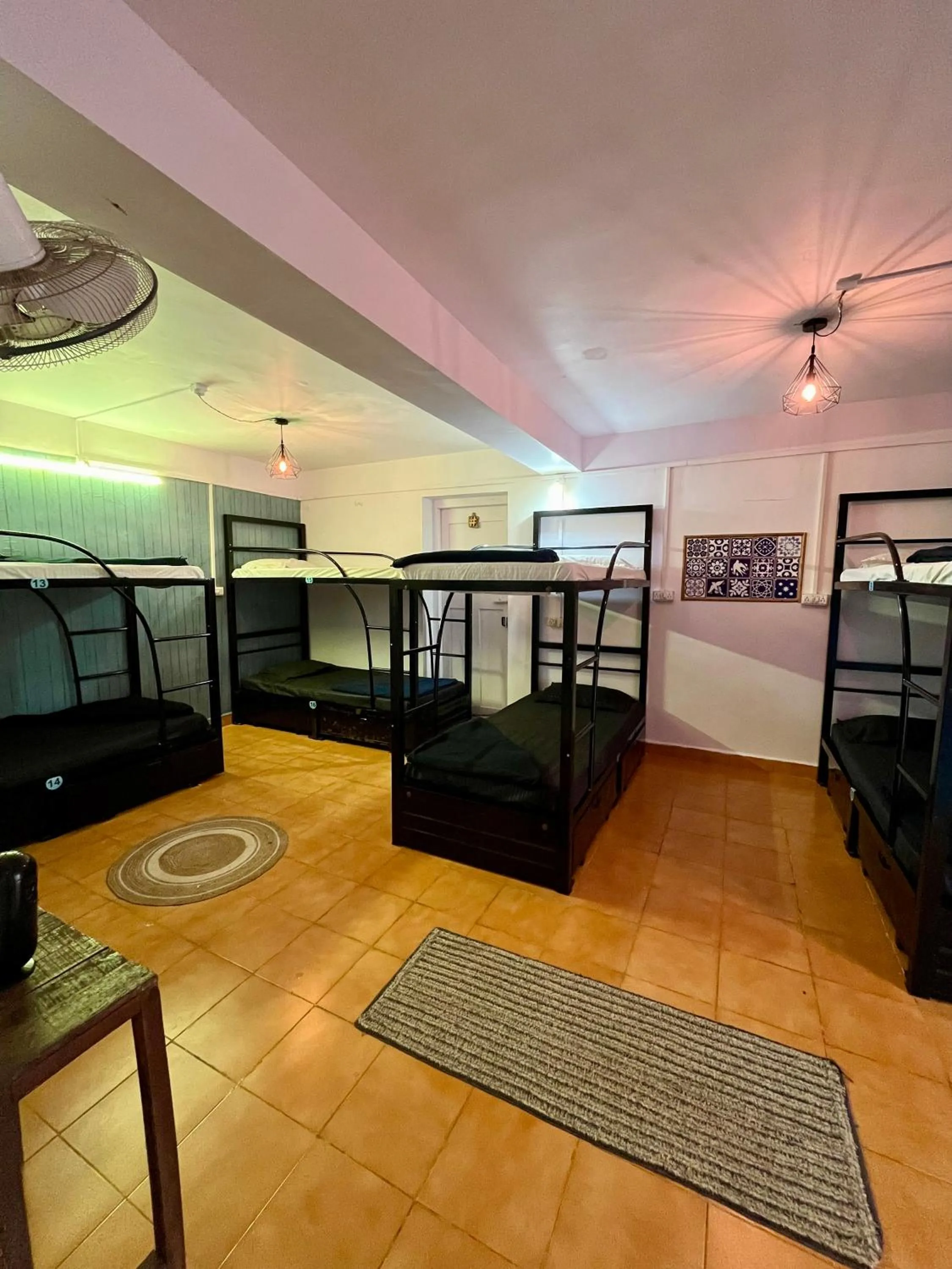 Photo of the whole room, Bed in Endless Blue Hostel