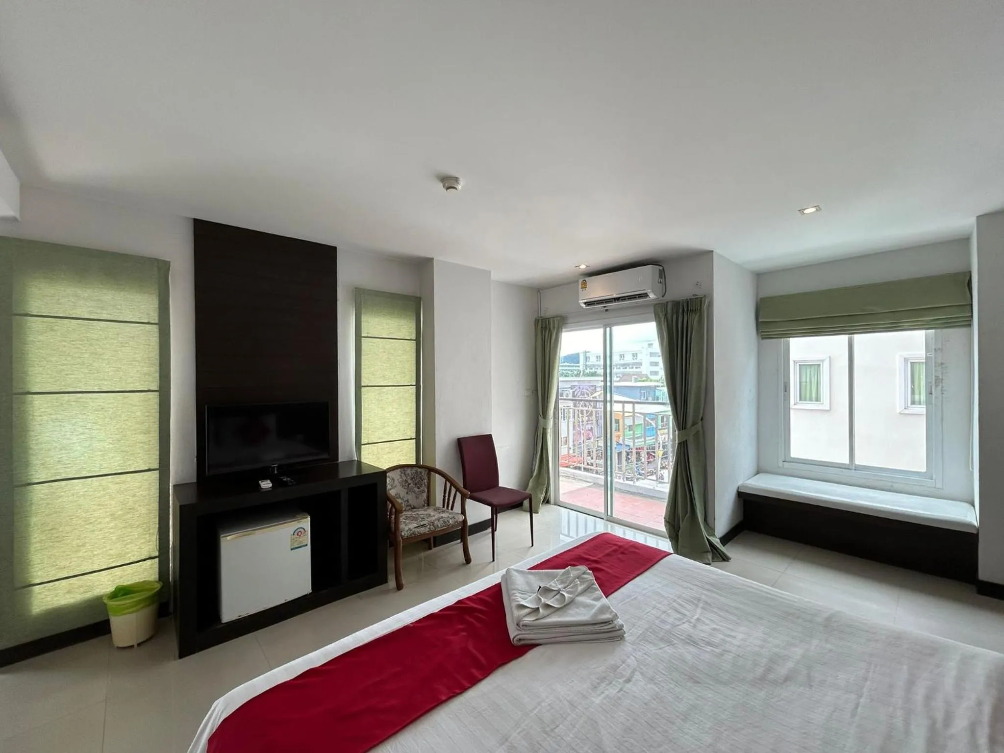 Bedroom, Bed in Cocoon APK Resort & Spa