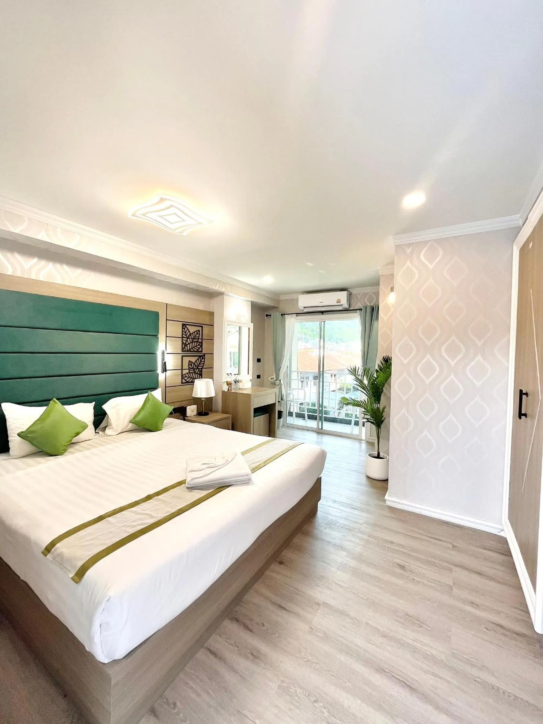 Bedroom, Bed in Cocoon APK Resort & Spa