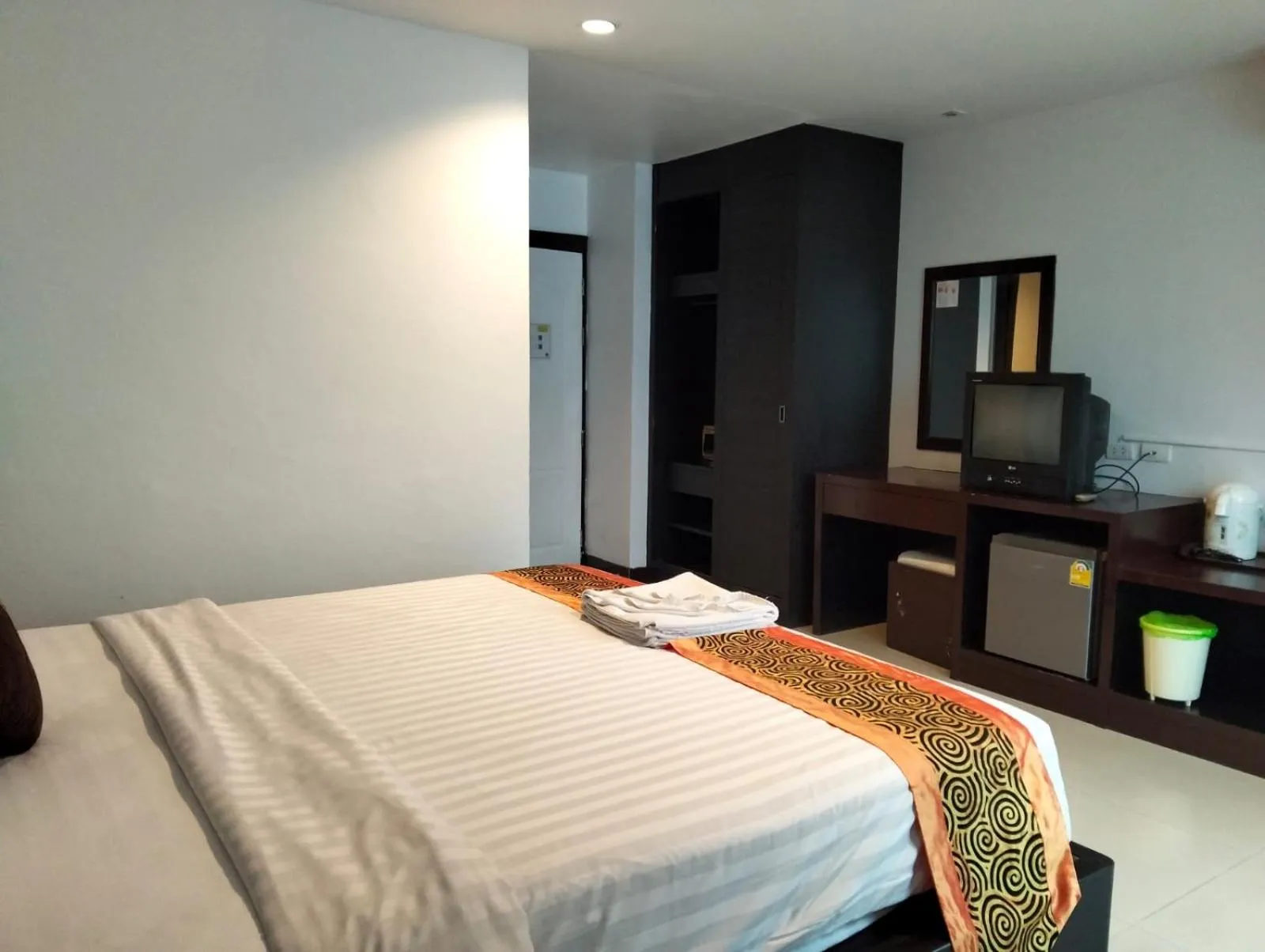 Bedroom, Bed in Cocoon APK Resort & Spa