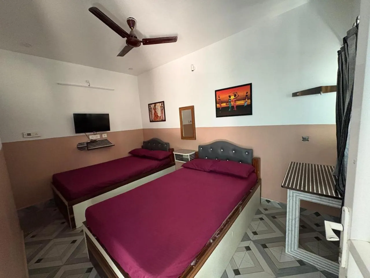 Bed in Saikani Beach Resort & Restaurant