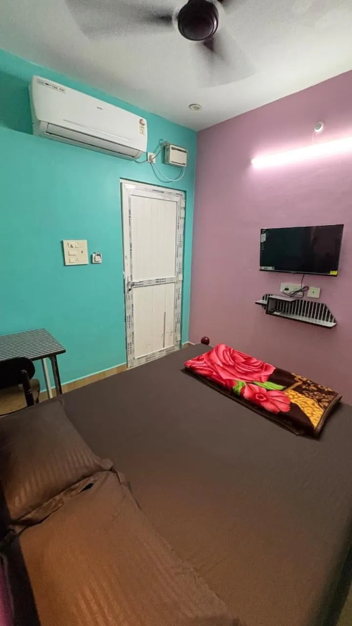 Bed in Saikani Beach Resort & Restaurant