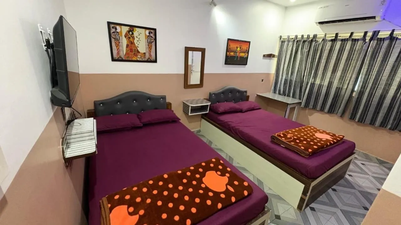 Bed in Saikani Beach Resort & Restaurant