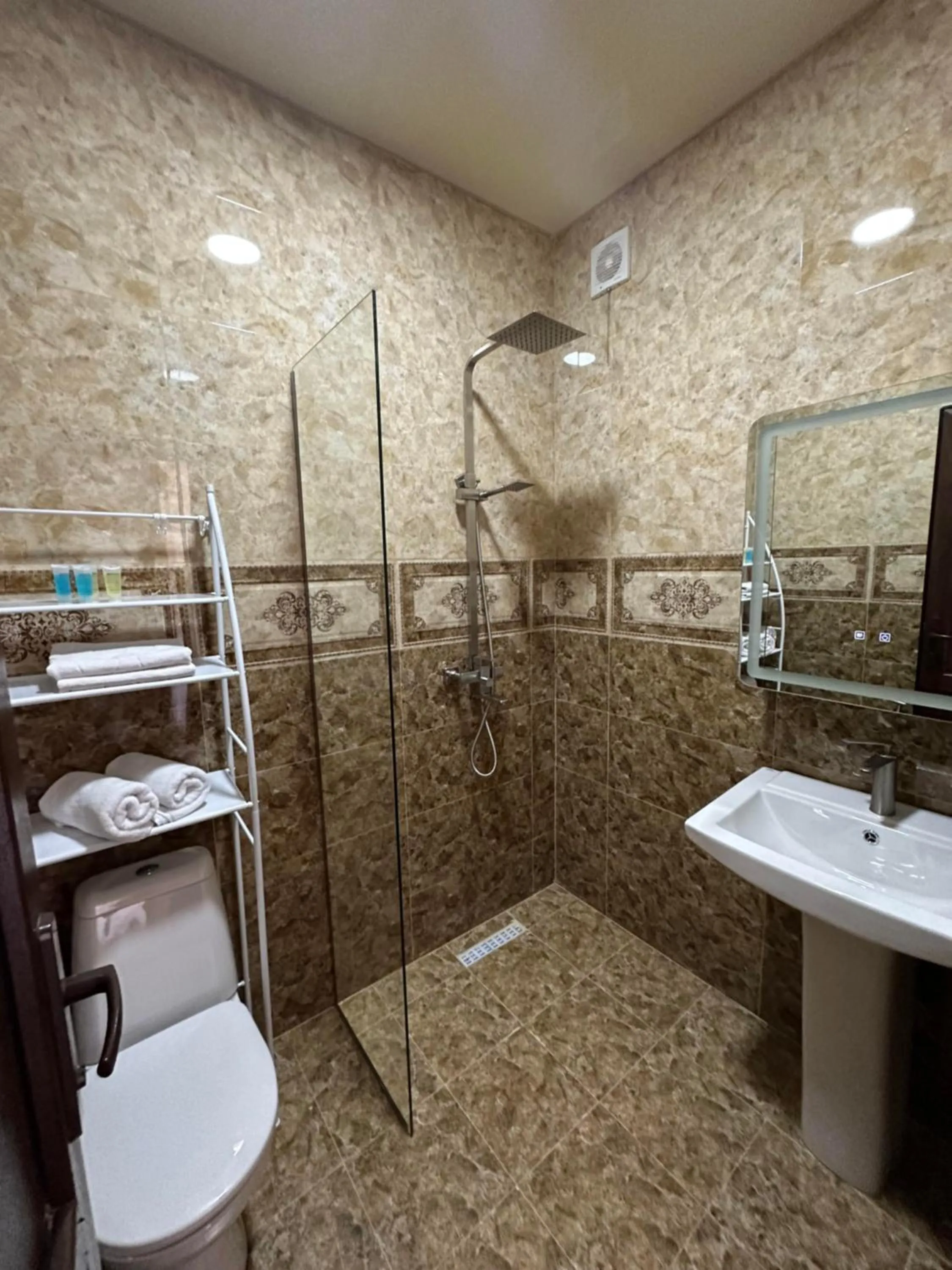 Bathroom in Pesvebi Design Hotel and Cellar