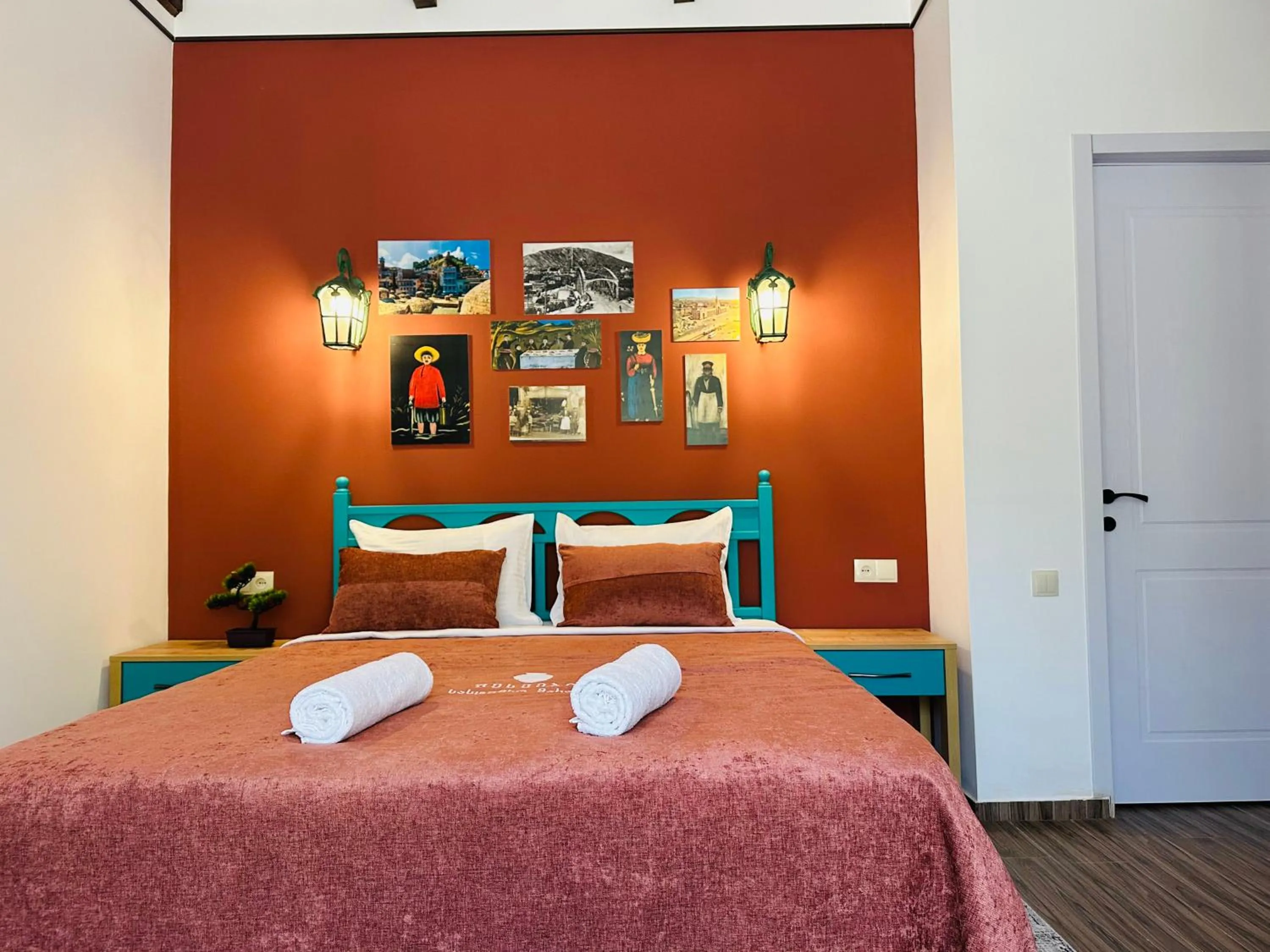 Bed in Pesvebi Design Hotel and Cellar