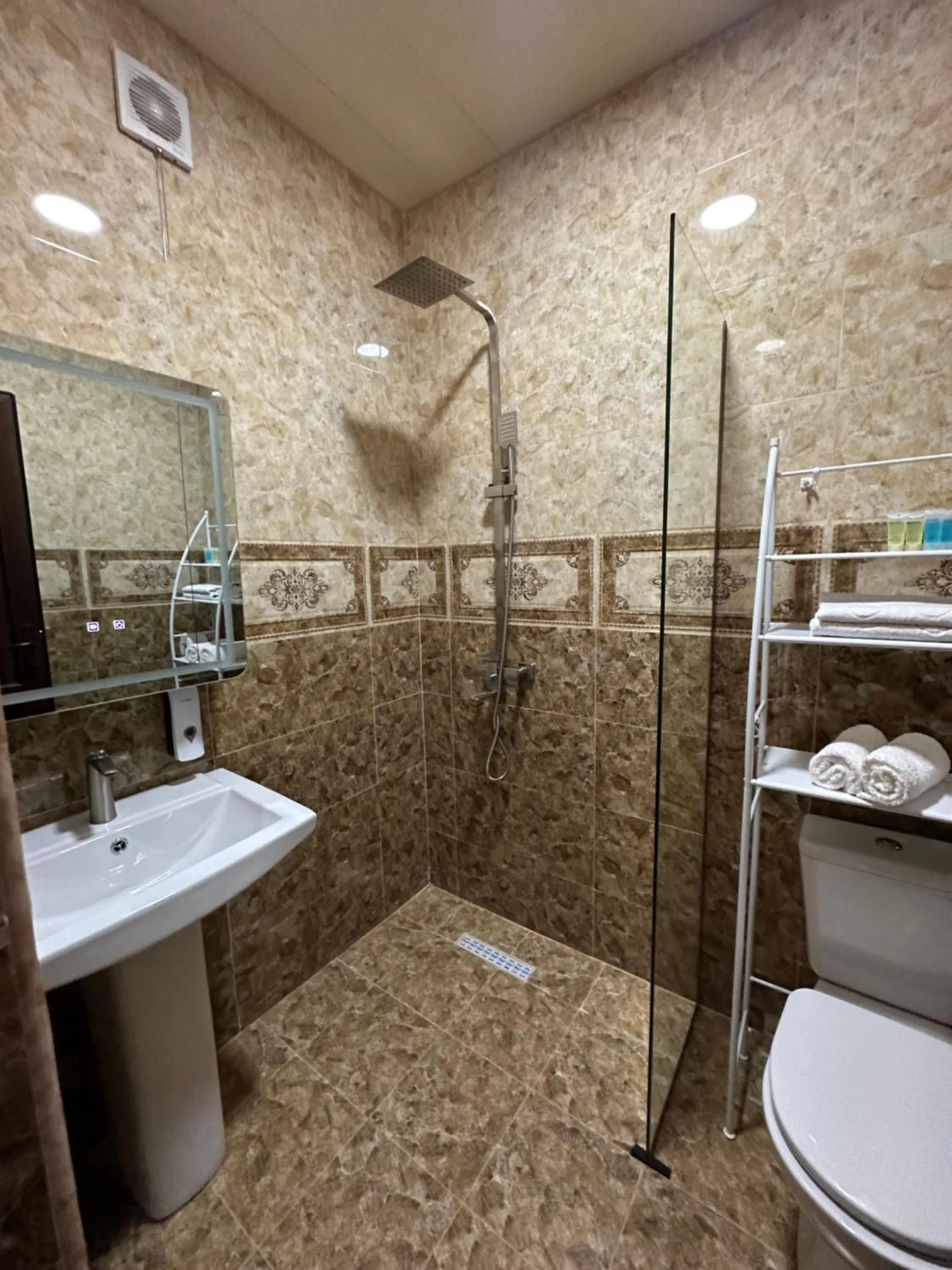 Bathroom in Pesvebi Design Hotel and Cellar