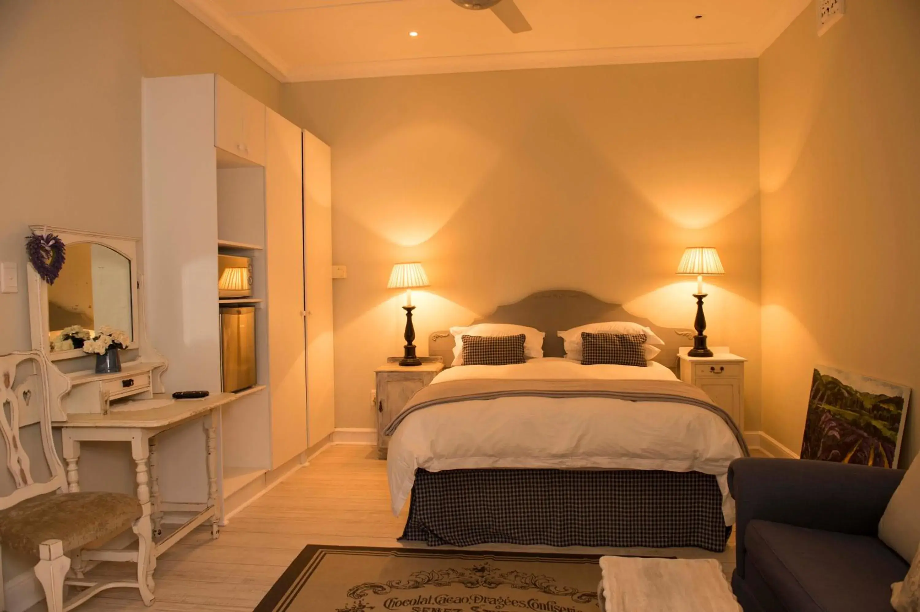 Triple Room with Bath - single occupancy in Lemon Tree B&B Triple Room with Bath - single occupancy in Lemon Tree B&B