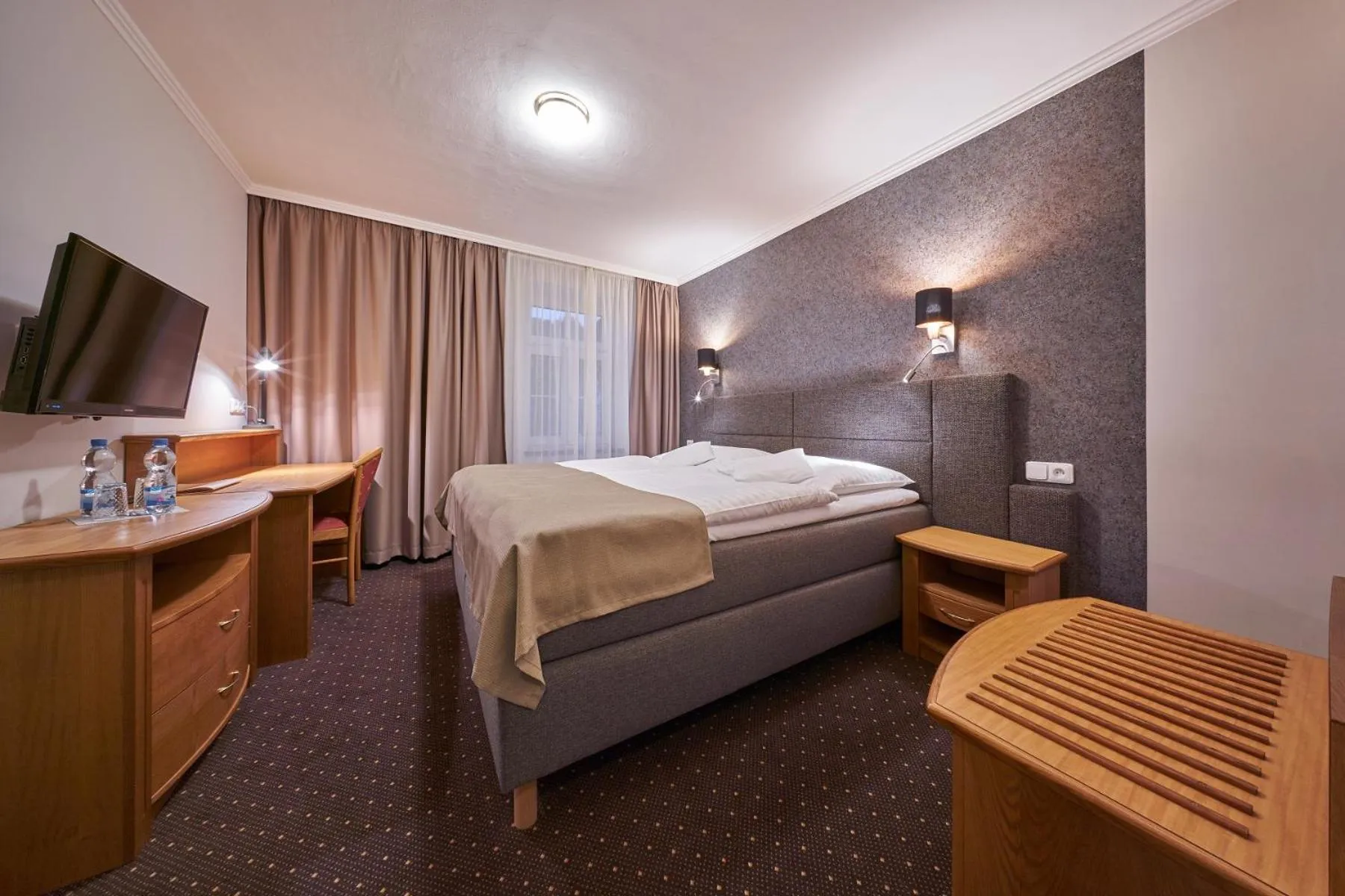 Bed in Hotel Adam Trutnov