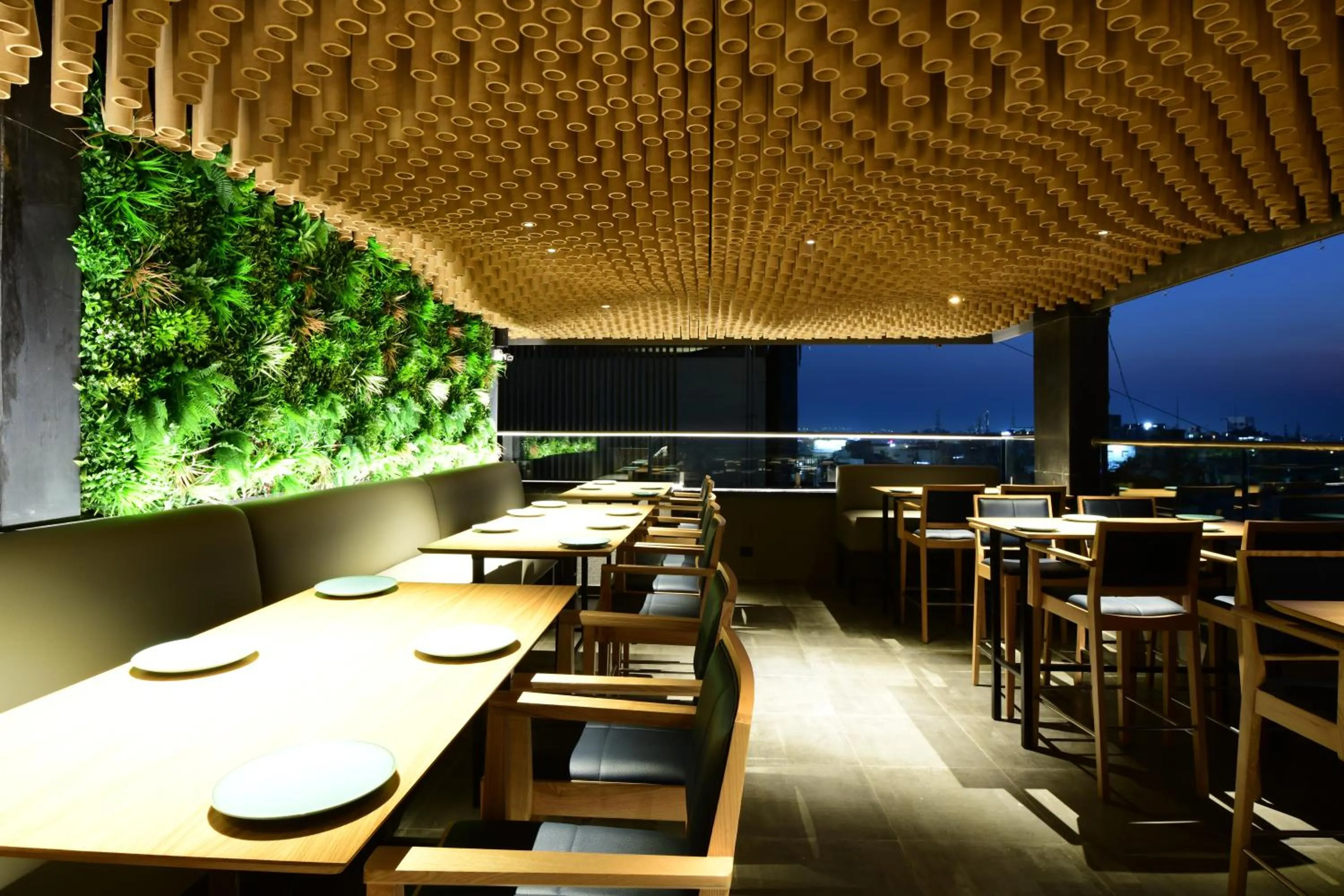 Restaurant/places to eat in Regenta Place Raysons Kolhapur