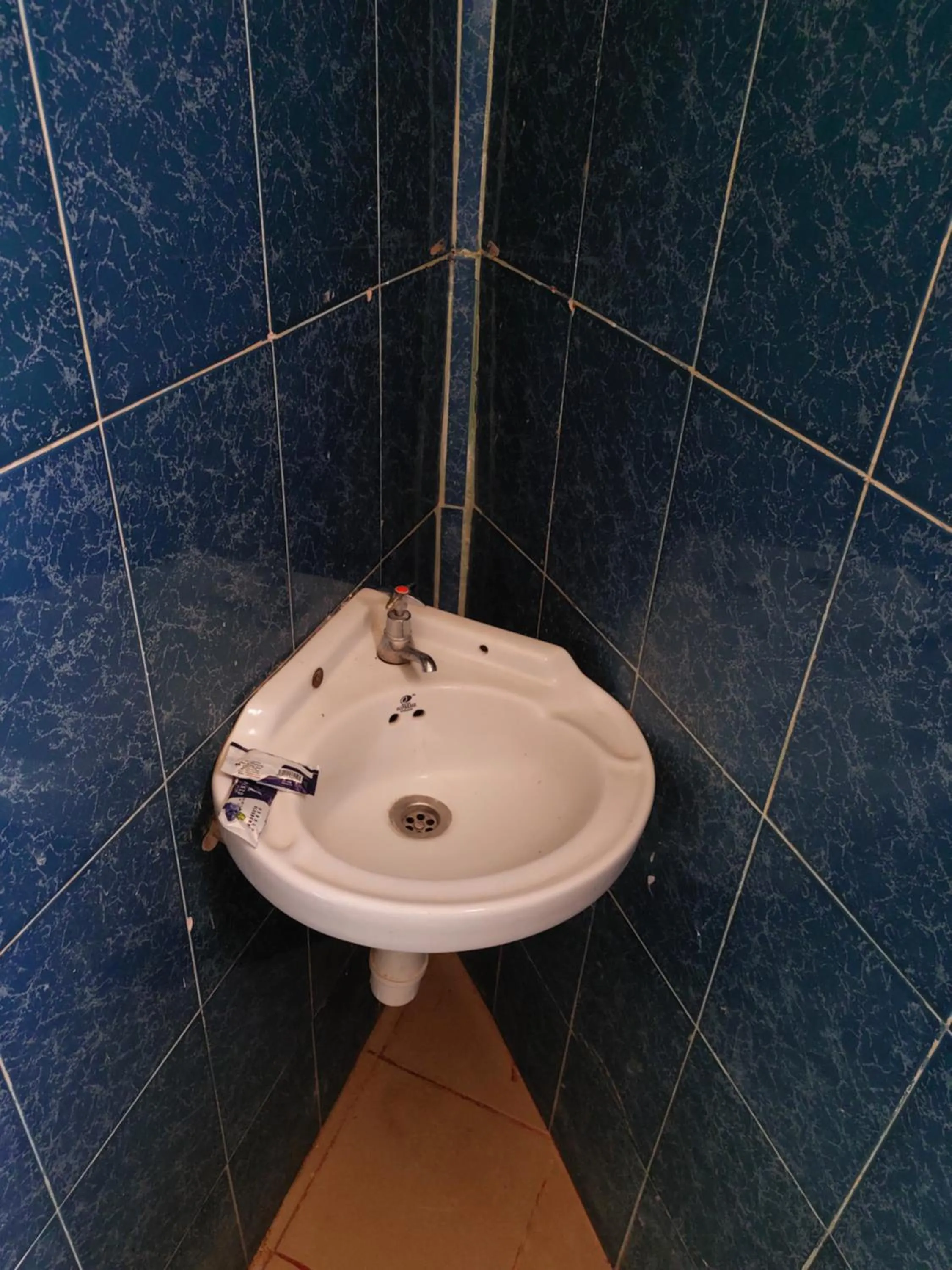 Bathroom in Hill View Garden Hotel