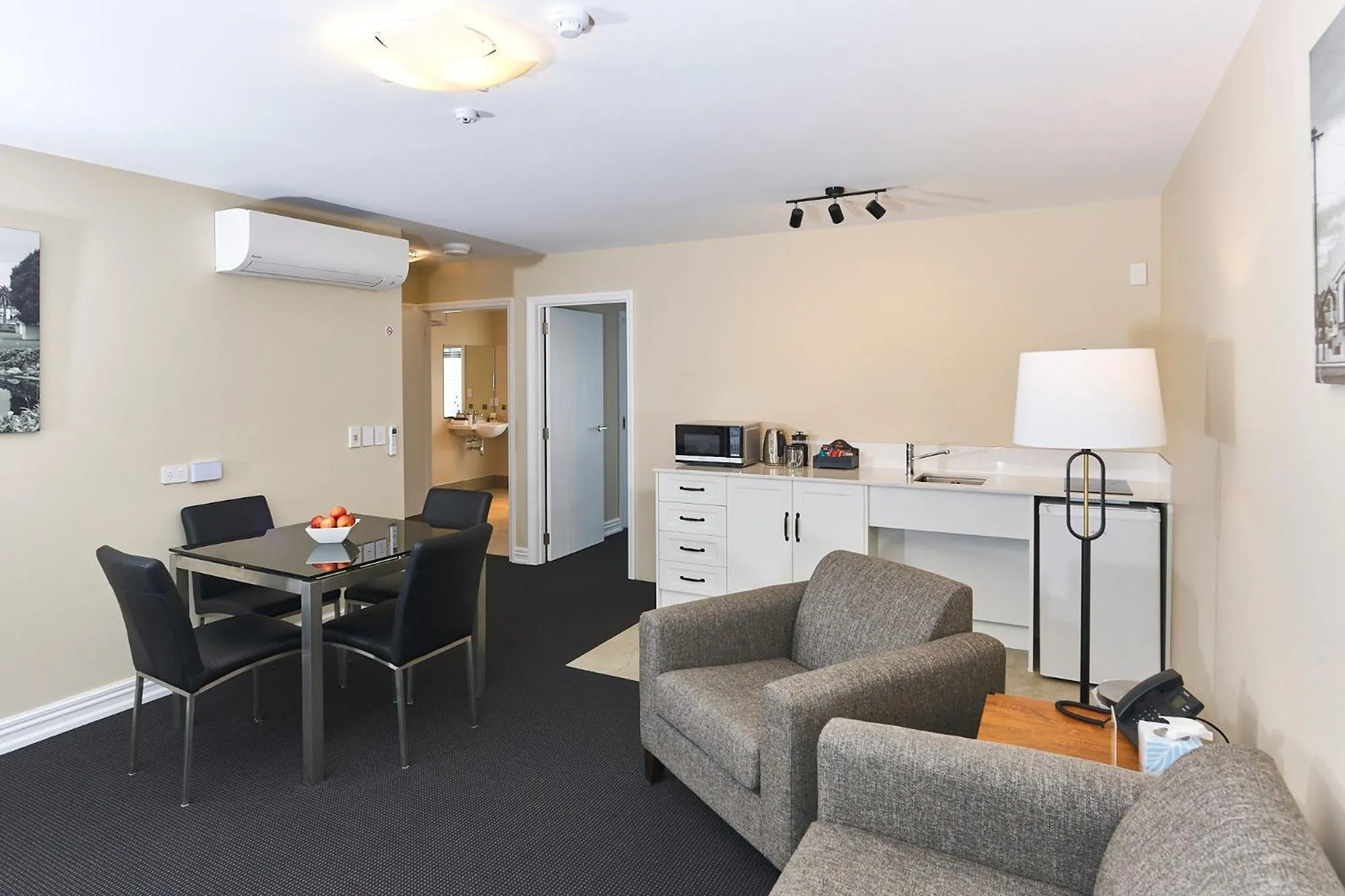 Photo of the whole room in Newina Rotorua