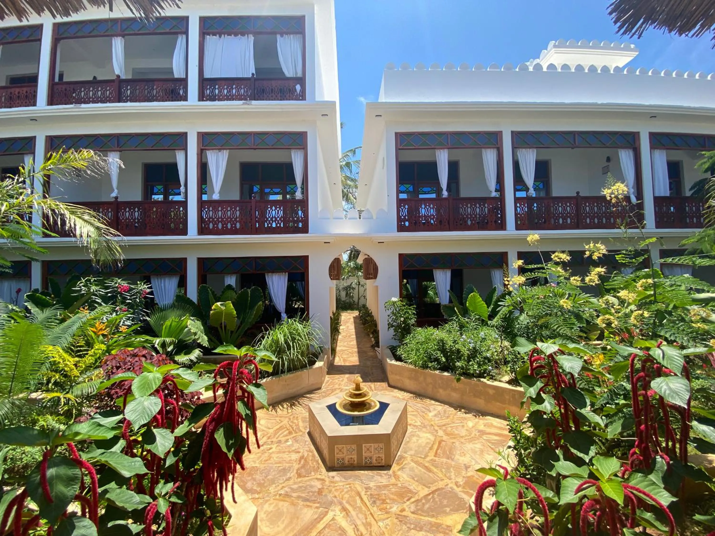 TASNEEM islamic luxury suites