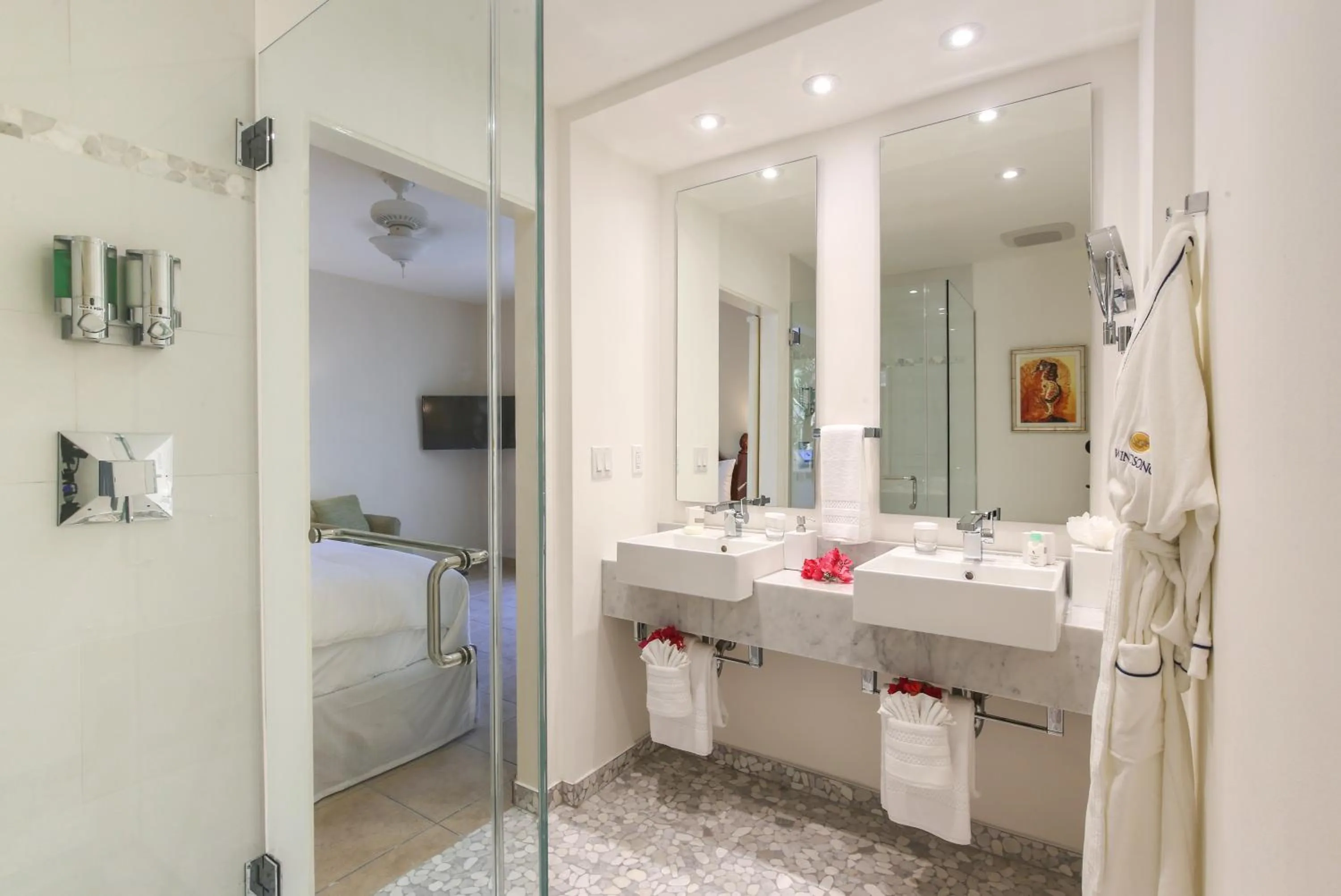 Bungalows at Windsong on the Reef