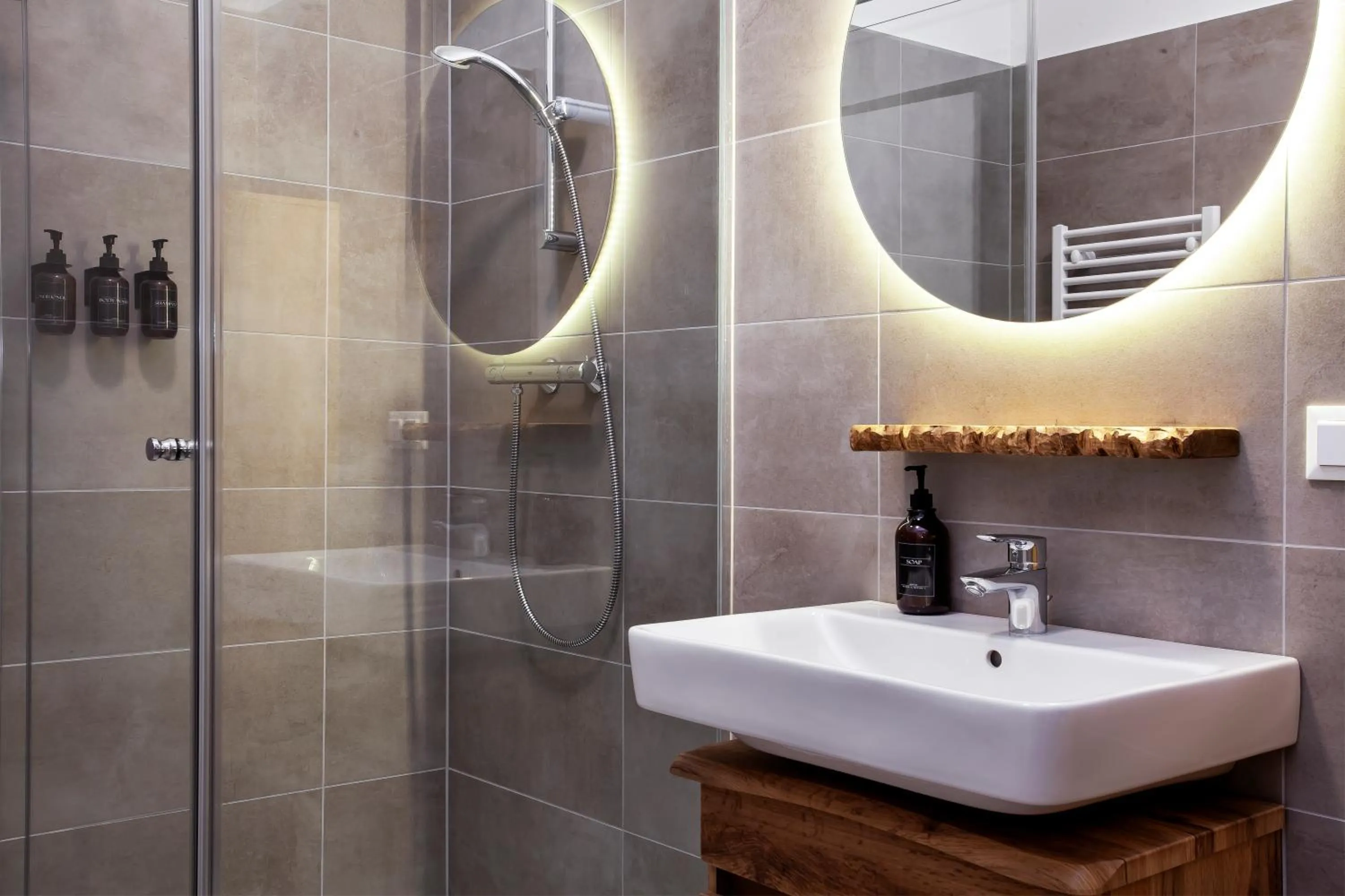 Bathroom in FERDI Margareten