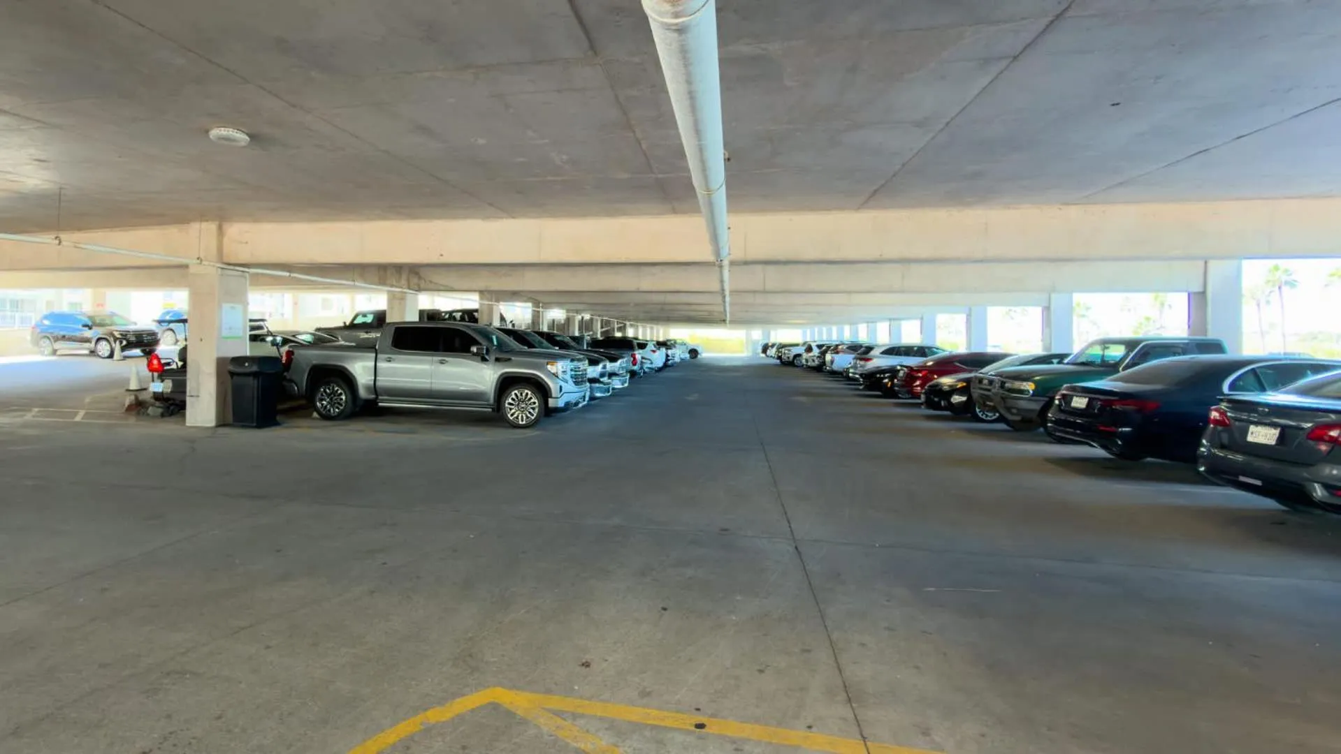 Parking in Sapphire 1706