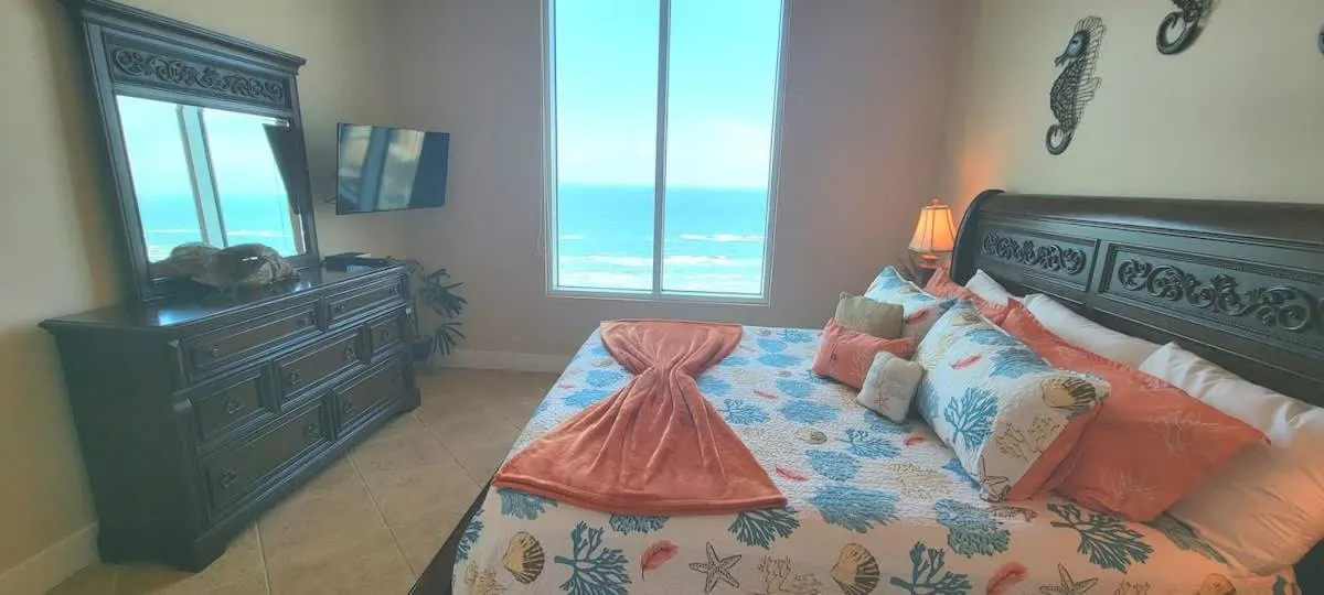 Bed in Sapphire 1706