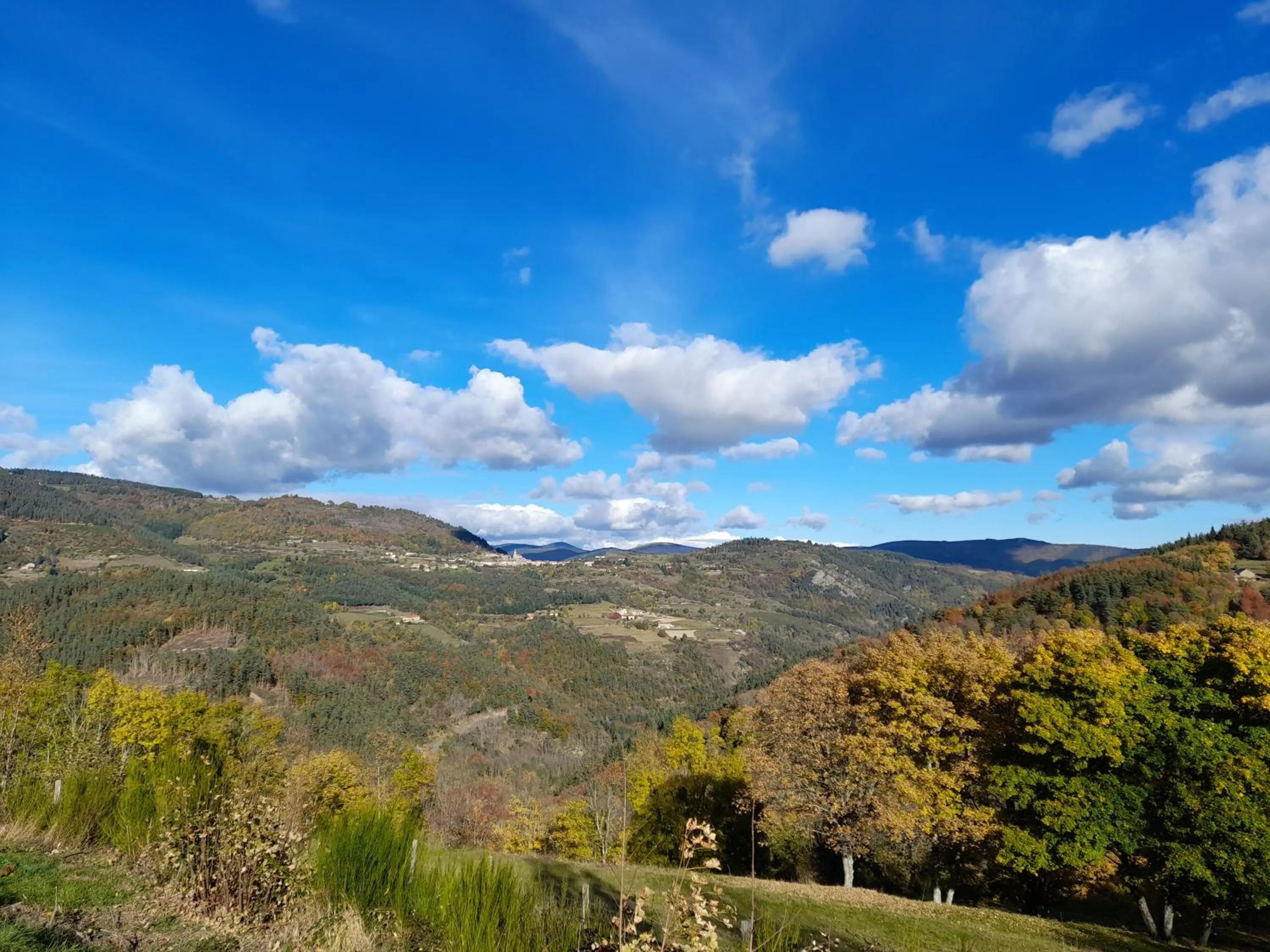 Natural landscape in Les Chambres d'Hôtes Le Triskèle