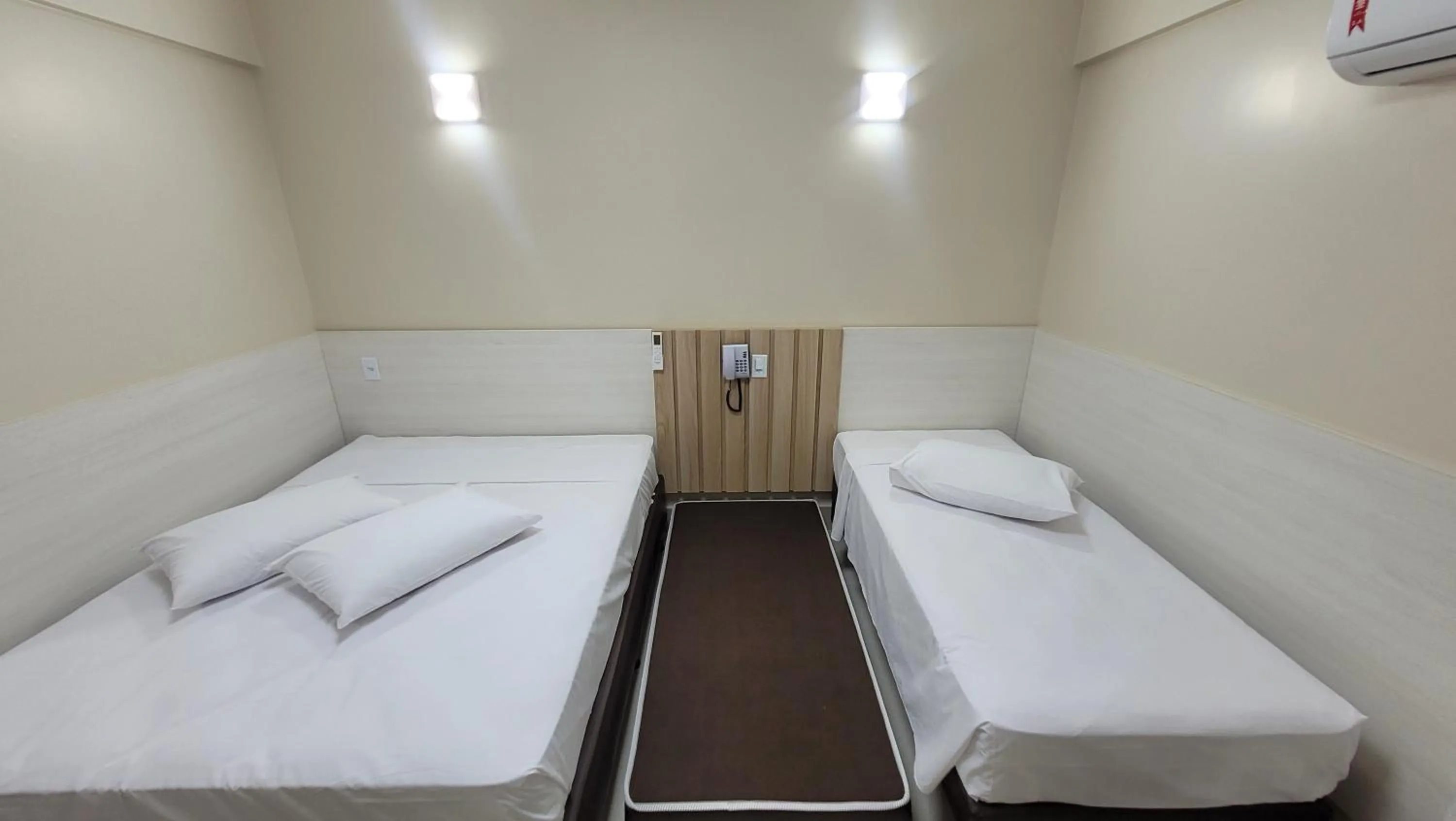 Bed in Spazzio Diroma Hospedagem com acesso gratuito no Acqua Park