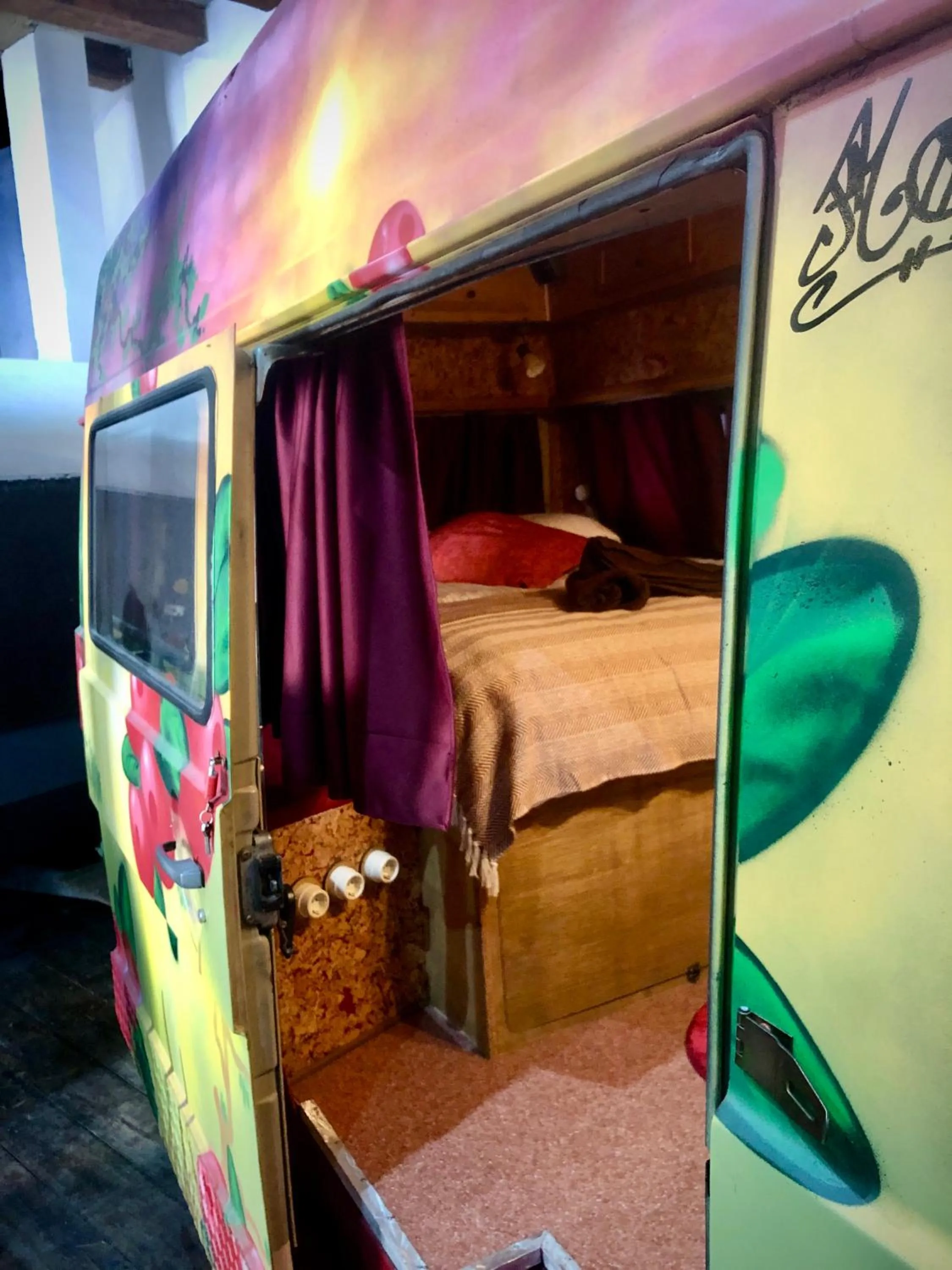 Urban Van Glamping Riga