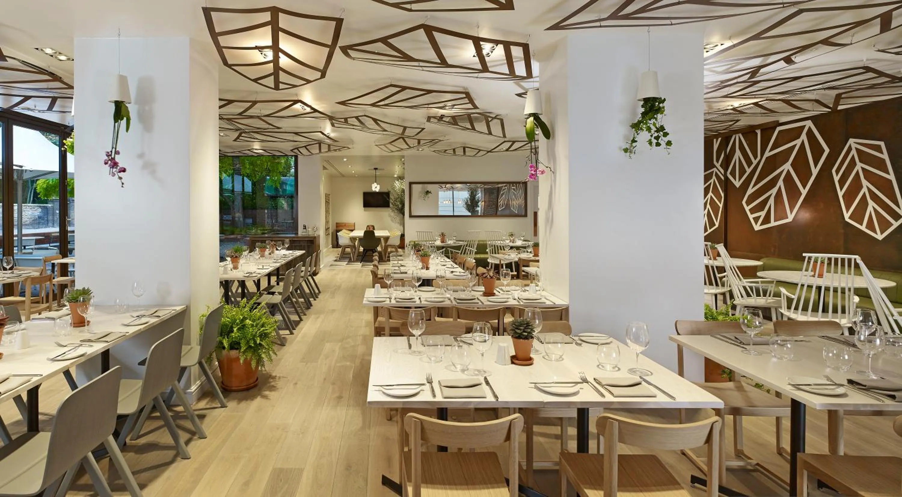 Restaurant/places to eat in DoubleTree by Hilton London - Hyde Park