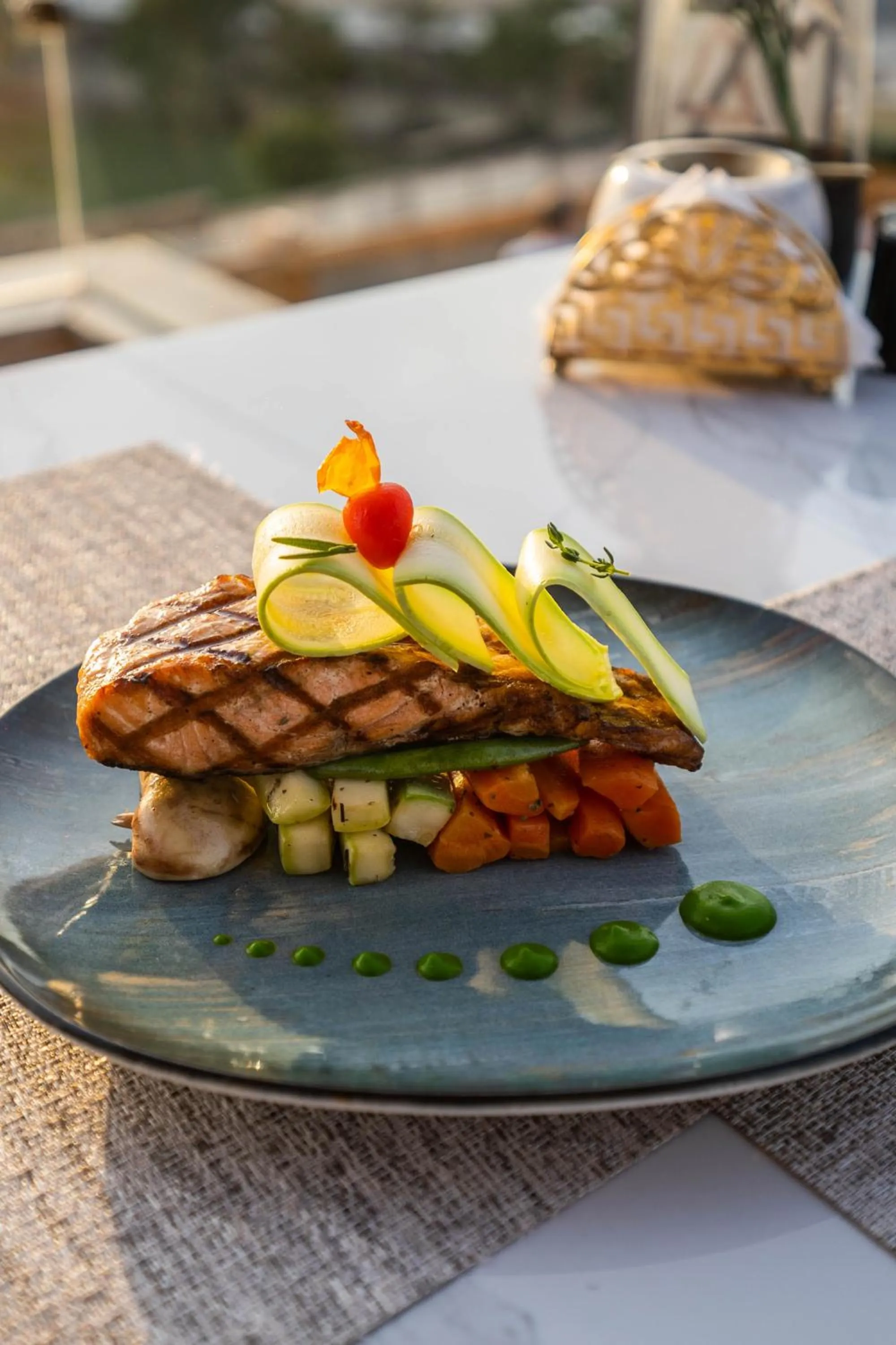 Meals in Royal Great Pyramid INN