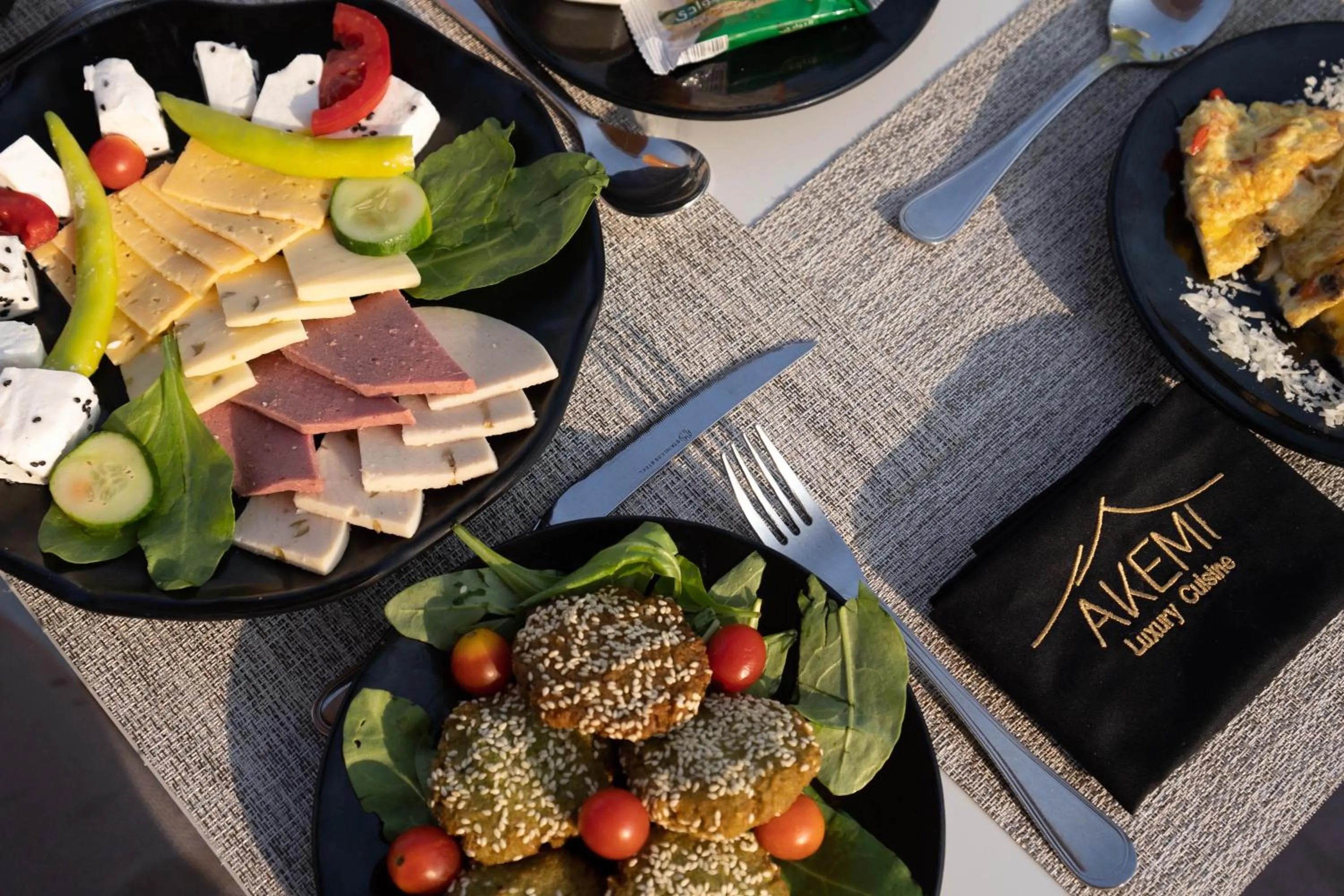 Food in Royal Great Pyramid INN