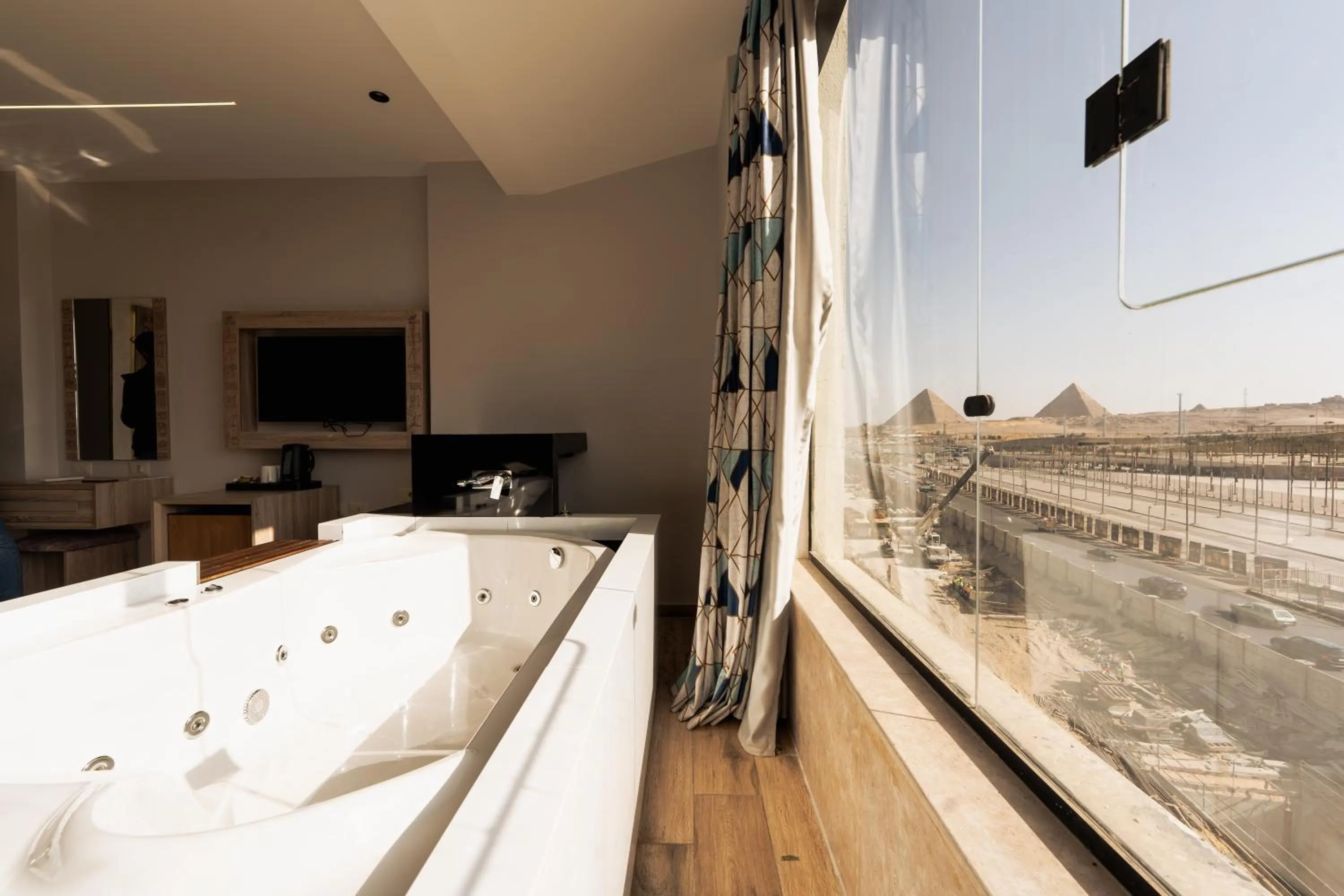 Bedroom in Royal Great Pyramid INN