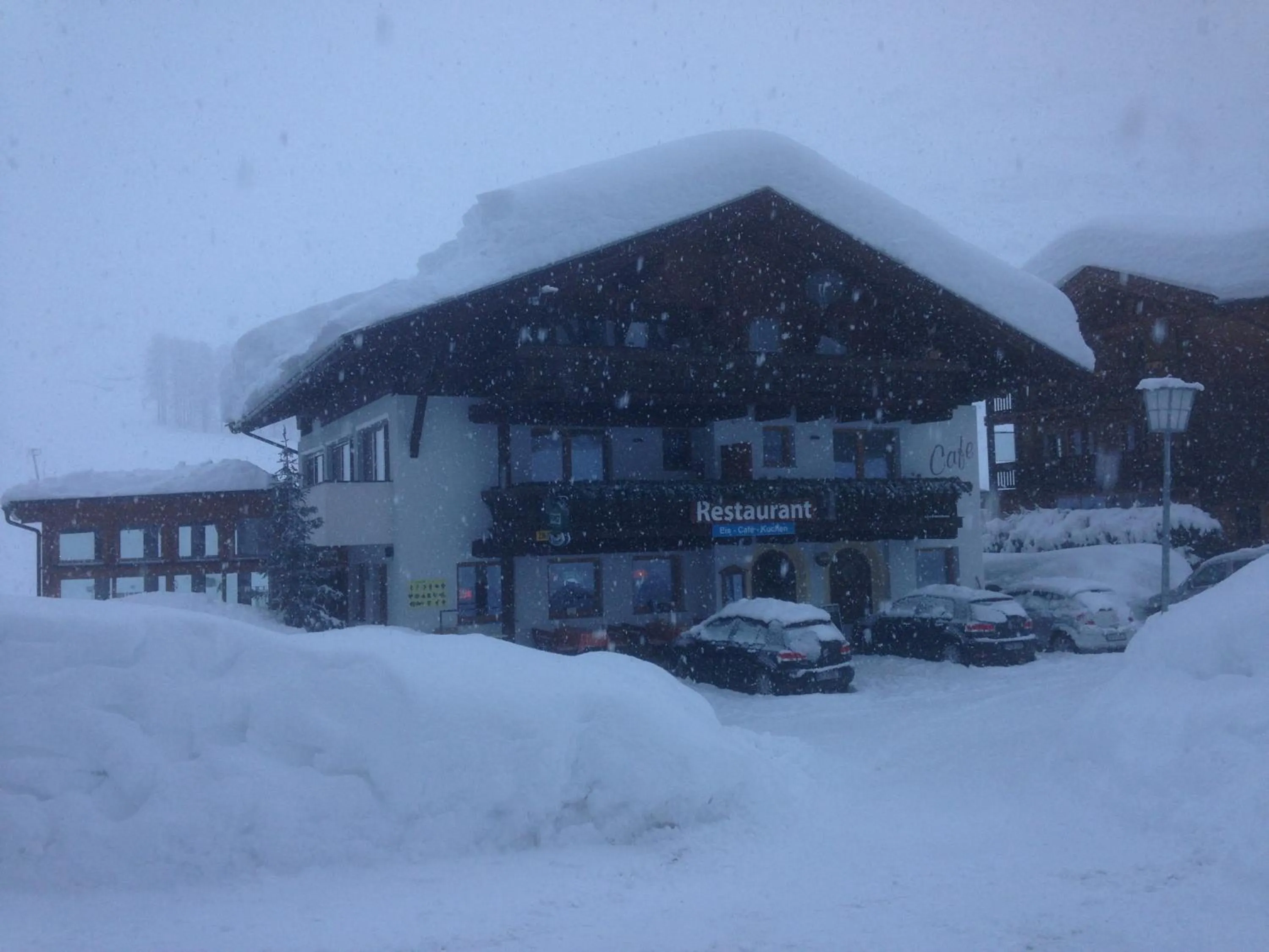 Winter in Hotel Restaurant Rosmarie