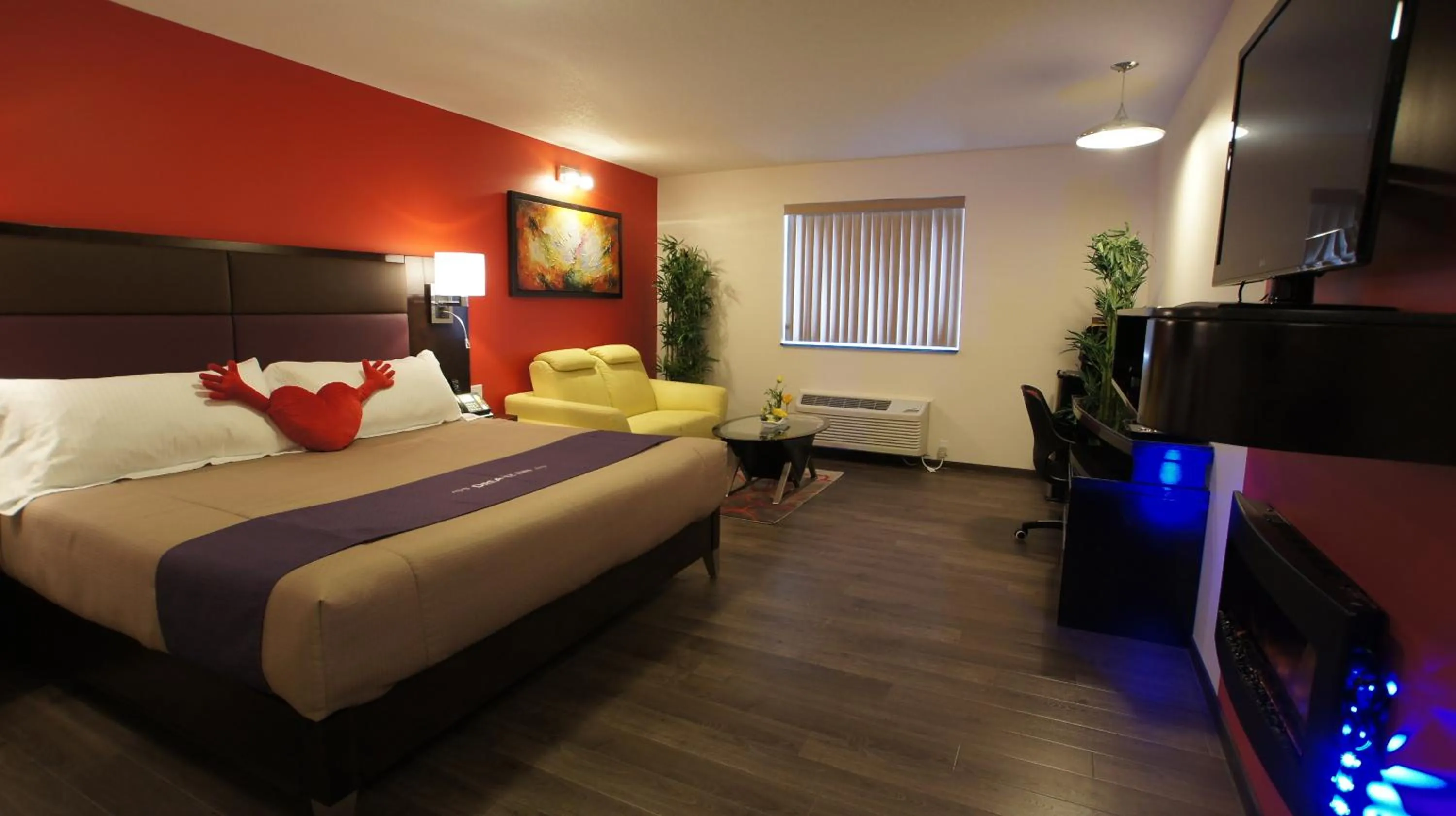 Photo of the whole room, Bed in Dreamz Inn