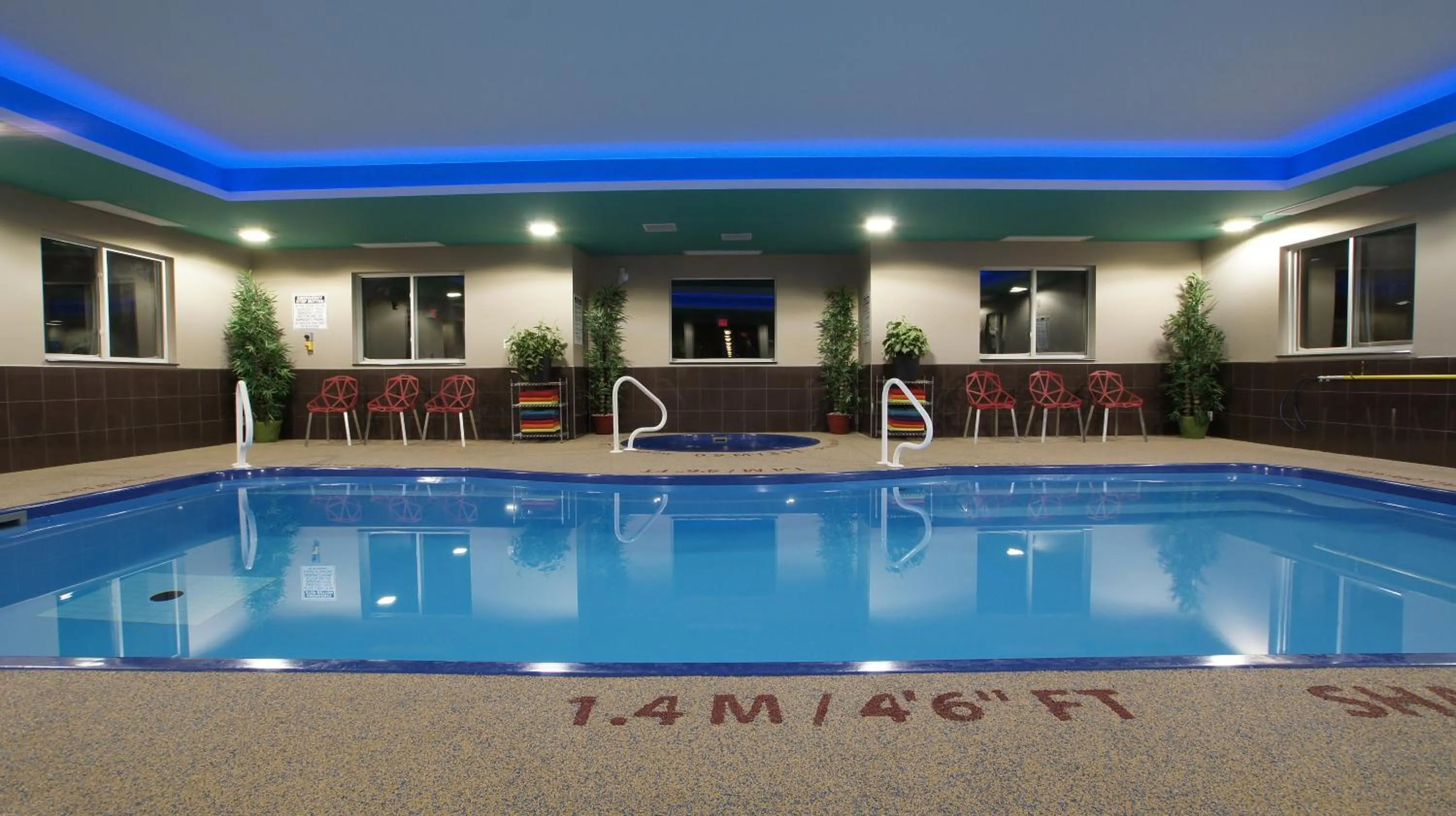 Swimming pool in Dreamz Inn