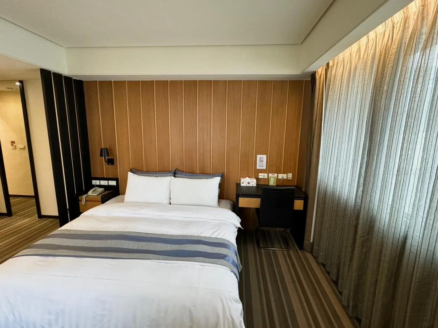 Bed in Morn Sun Hotel彰化縣旅館074號