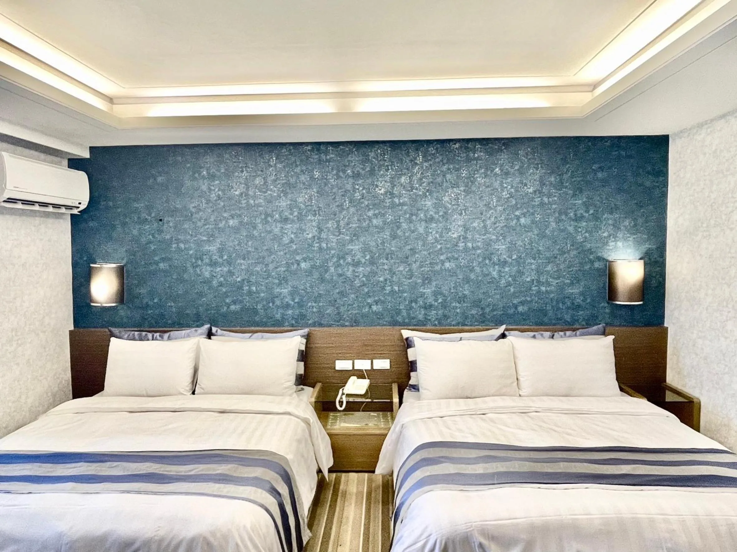 Bed in Morn Sun Hotel彰化縣旅館074號