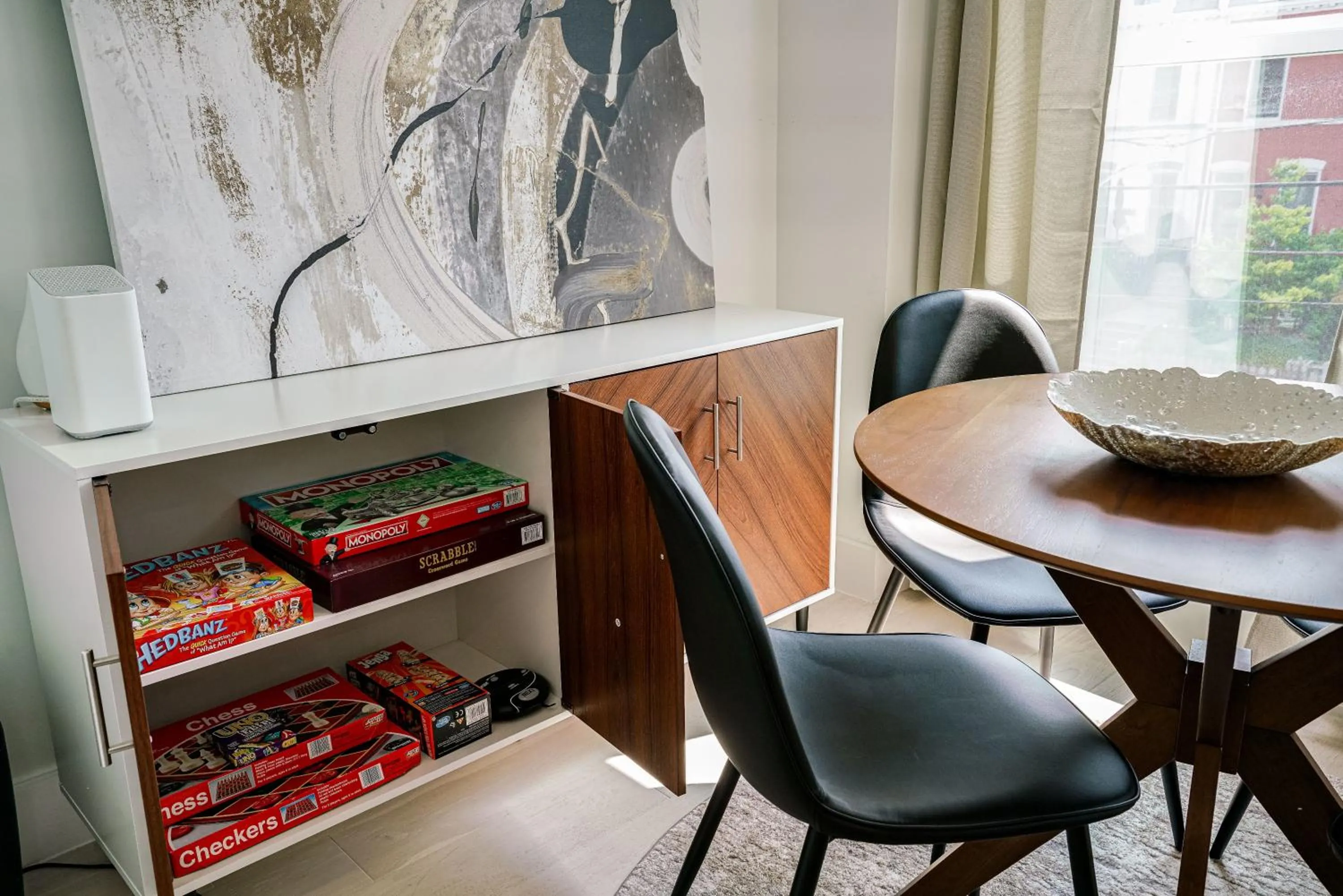 Living room in Luxury 2 bed 2 bath Suite in Washington DC