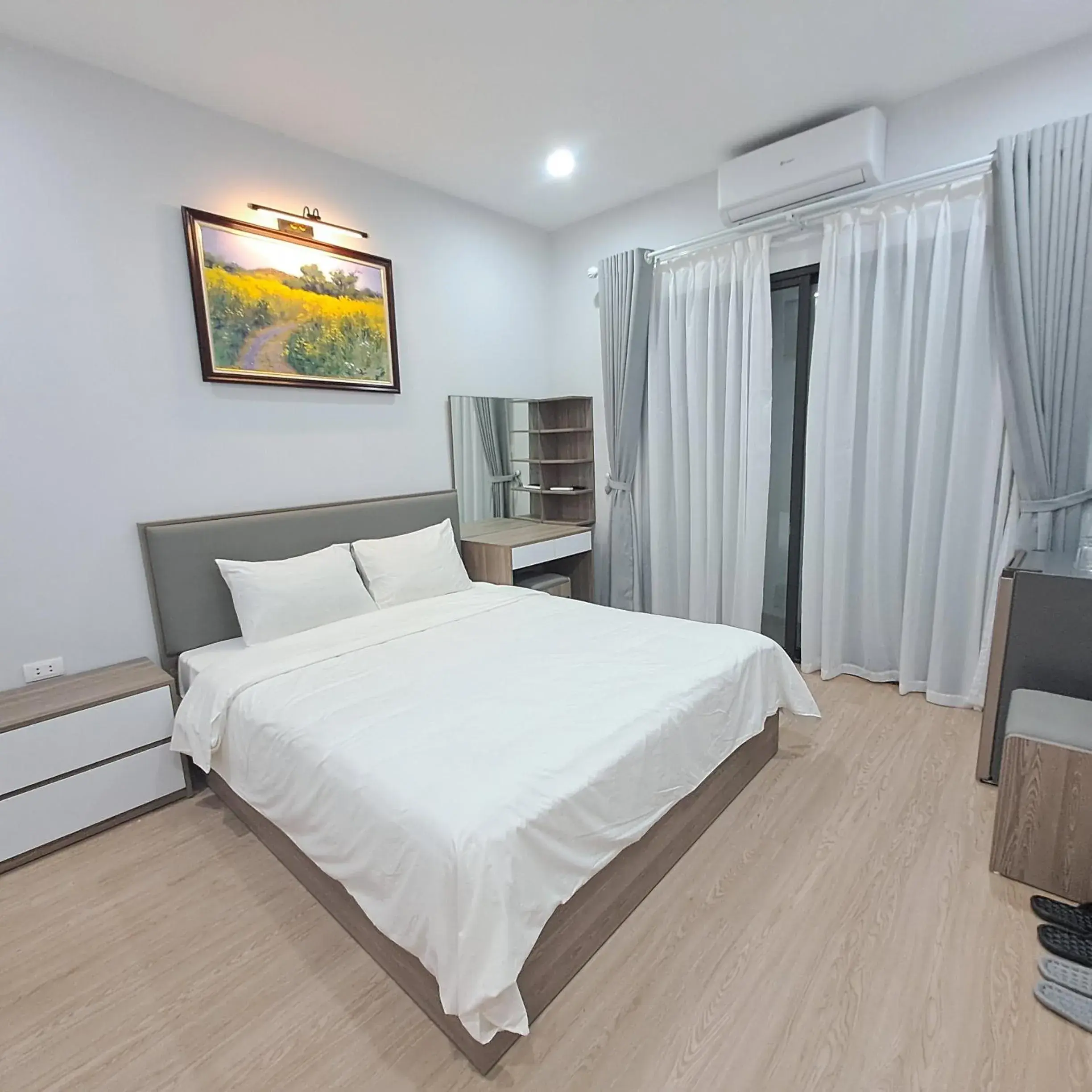 Deluxe Double Room in Blue Home Homestay Ha Noi Deluxe Double Room in Blue Home Homestay Ha Noi
