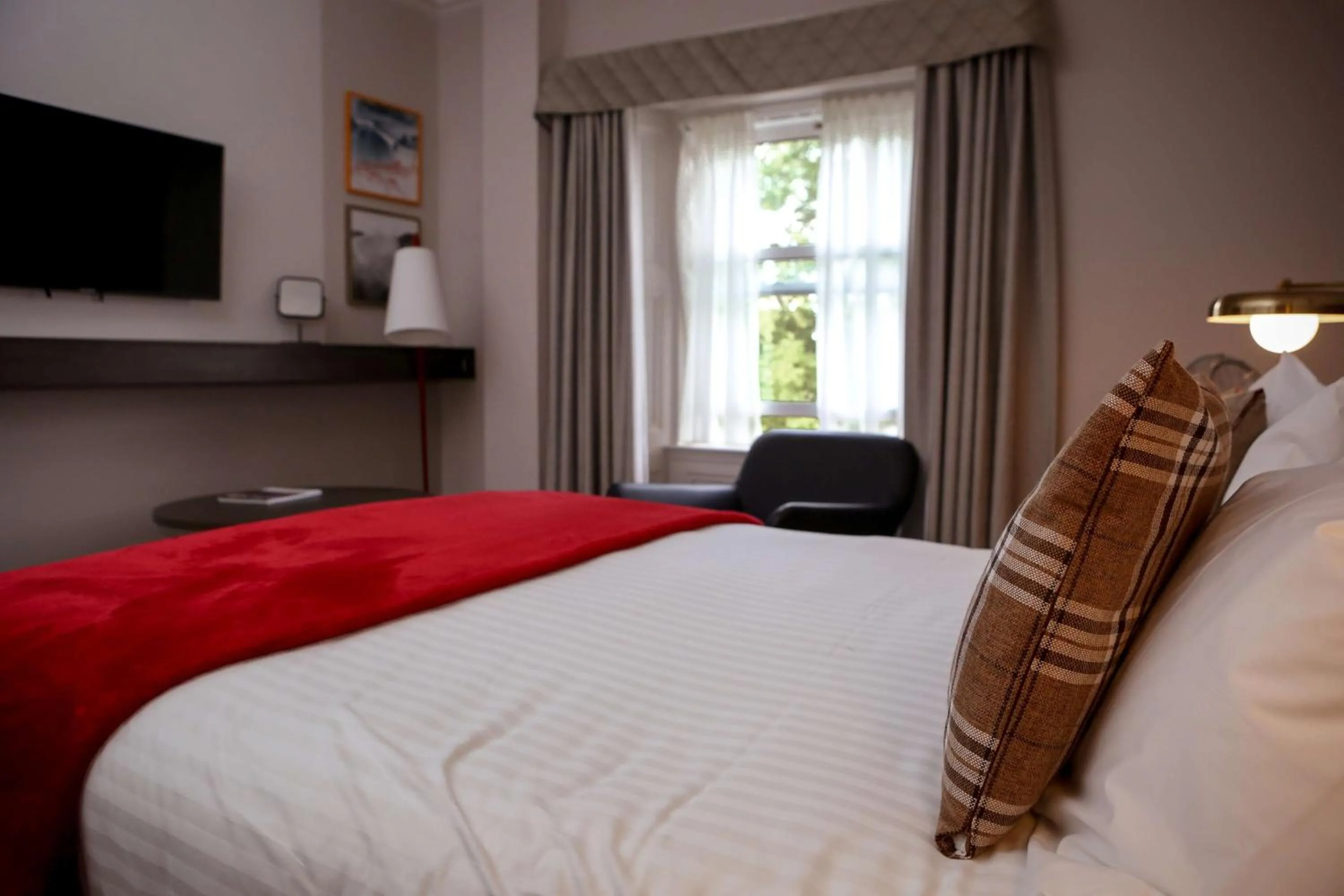 Bedroom, Bed in Bruntsfield Hotel