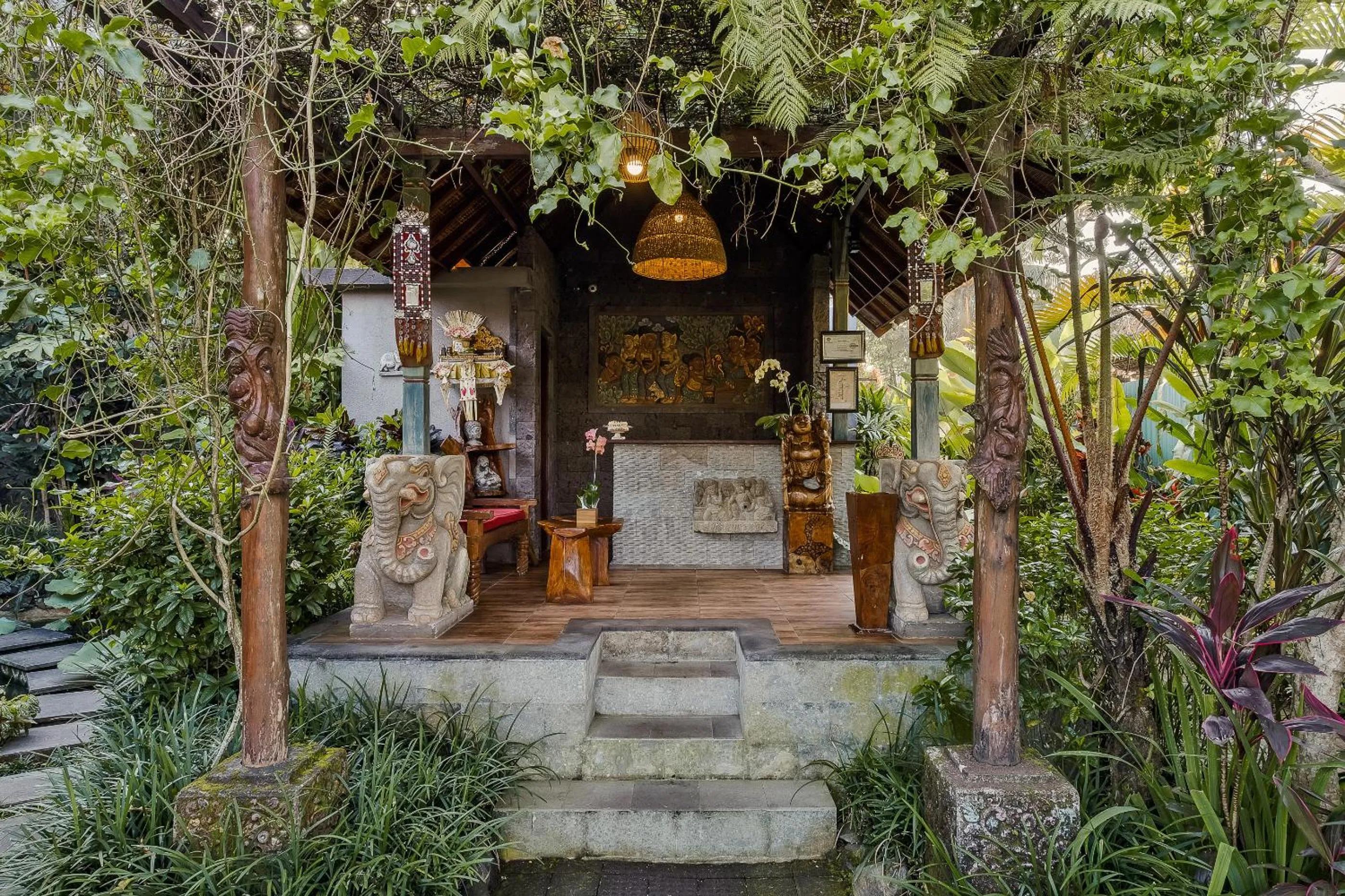 Lobby or reception in Teja Lokha Ubud Villa